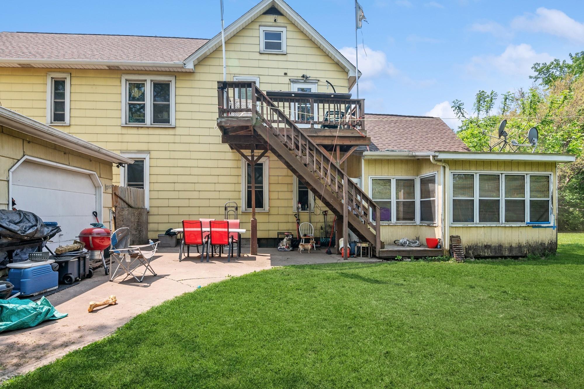 657 Plum Street