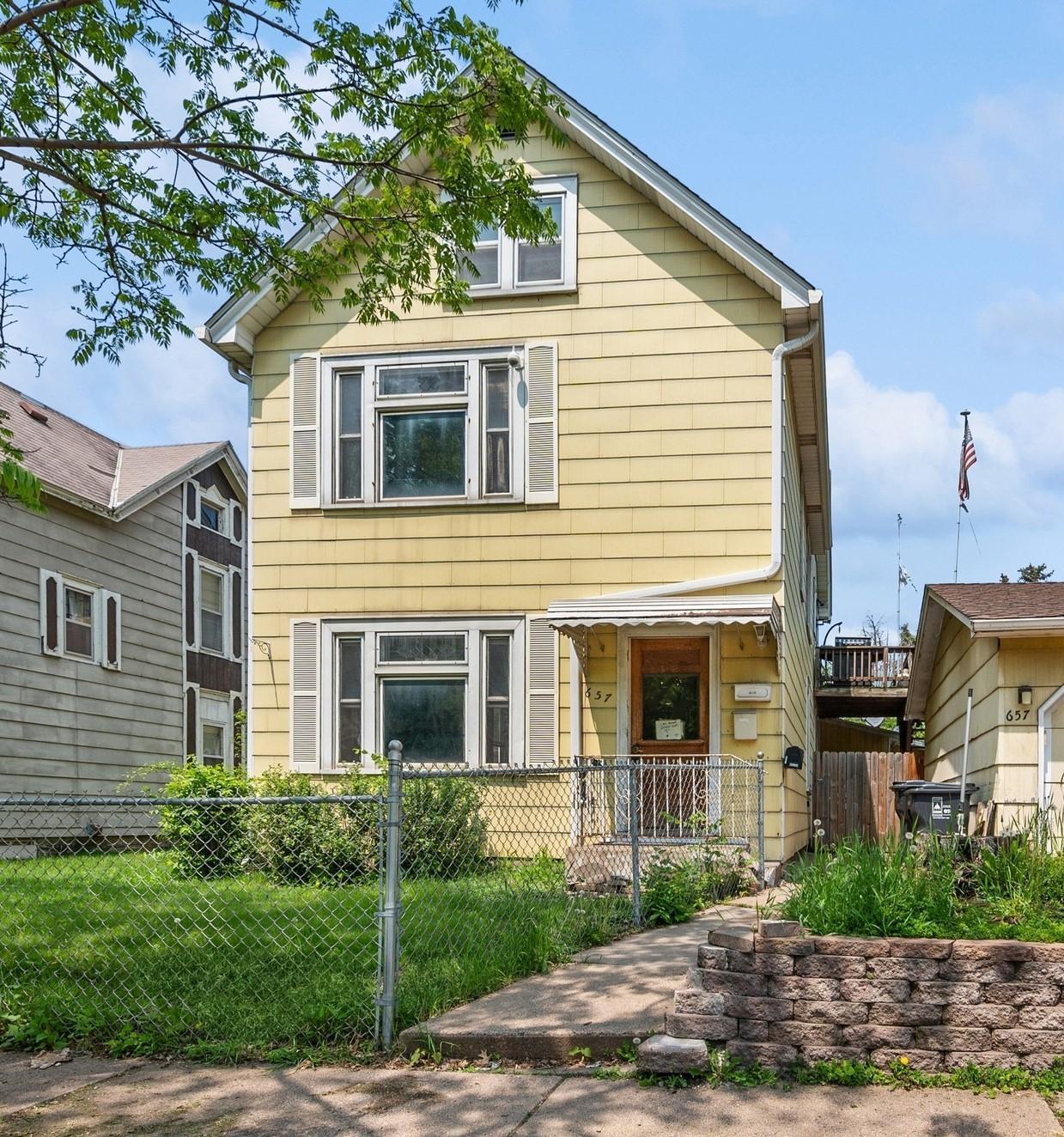 657 Plum Street