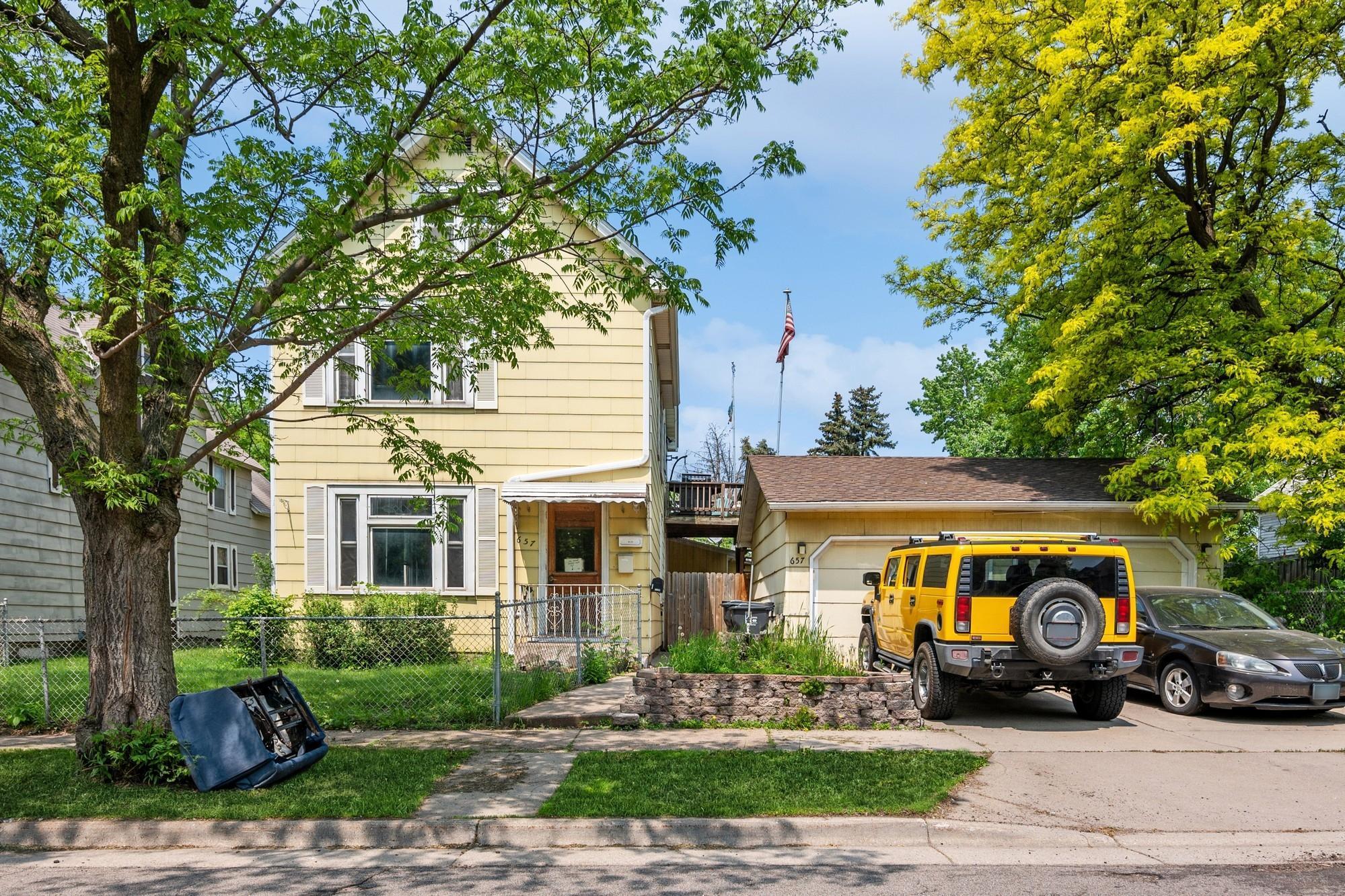 657 Plum Street