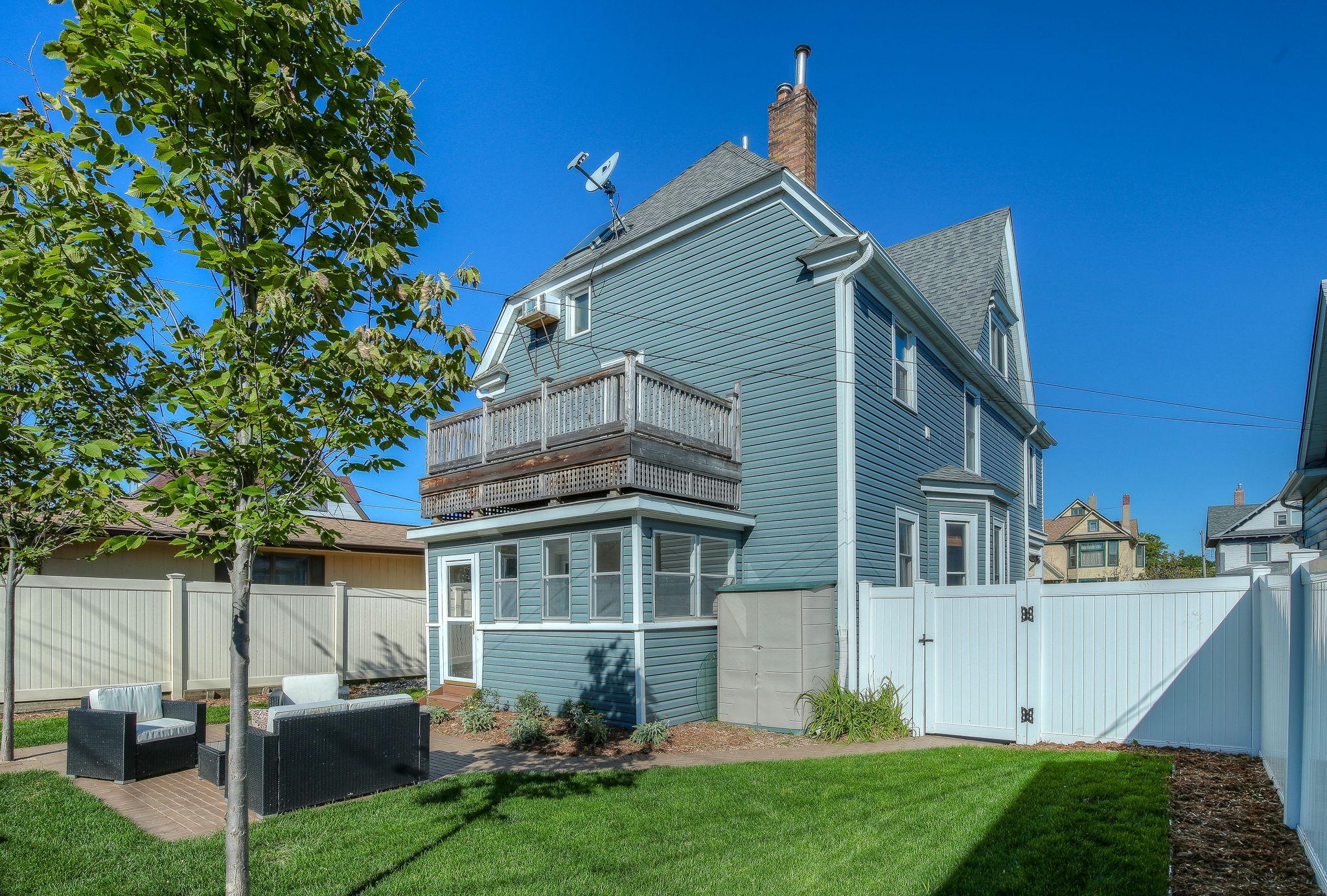 890 Iglehart Avenue
