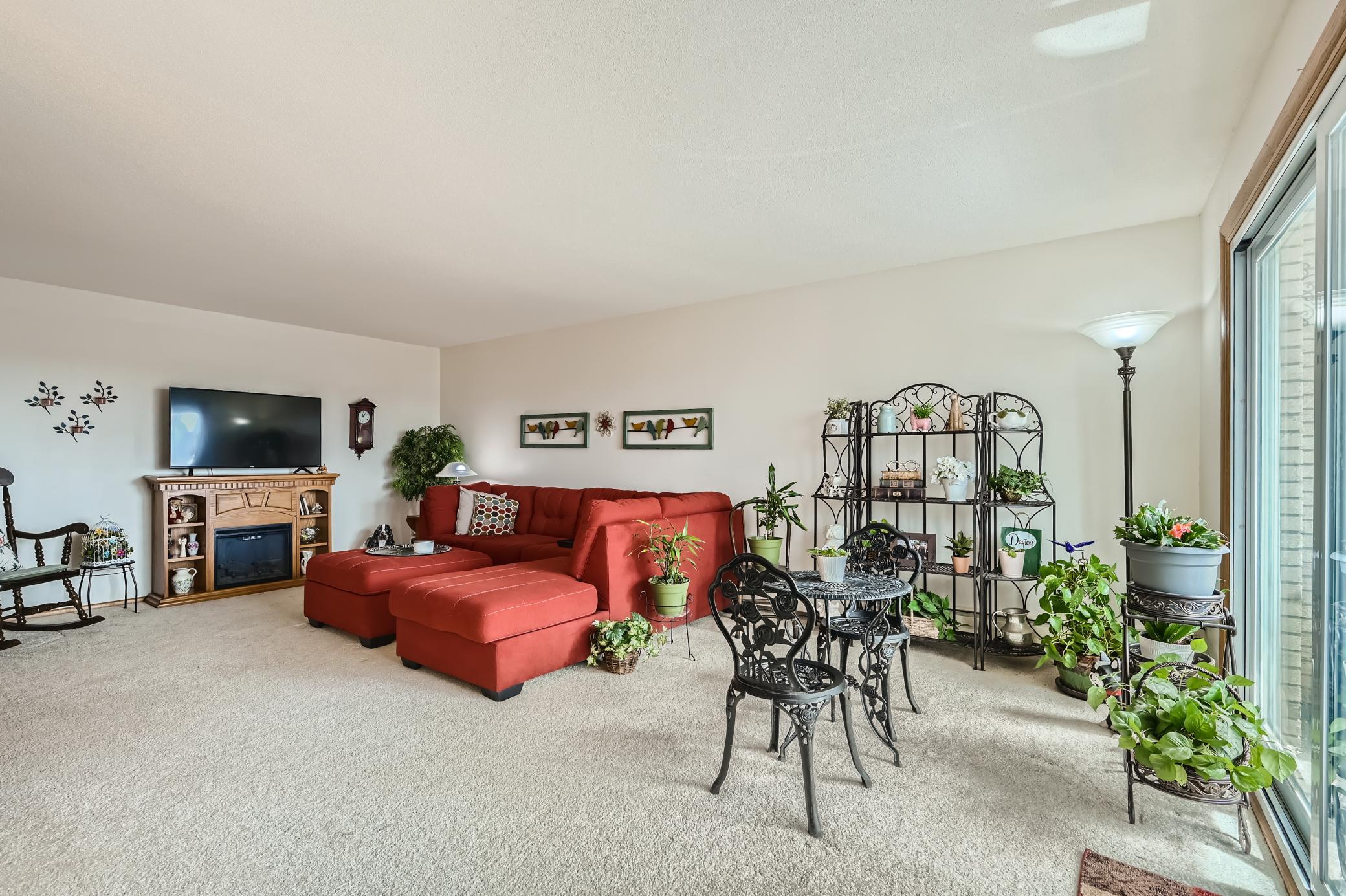 100 Imperial Drive W Unit: 304