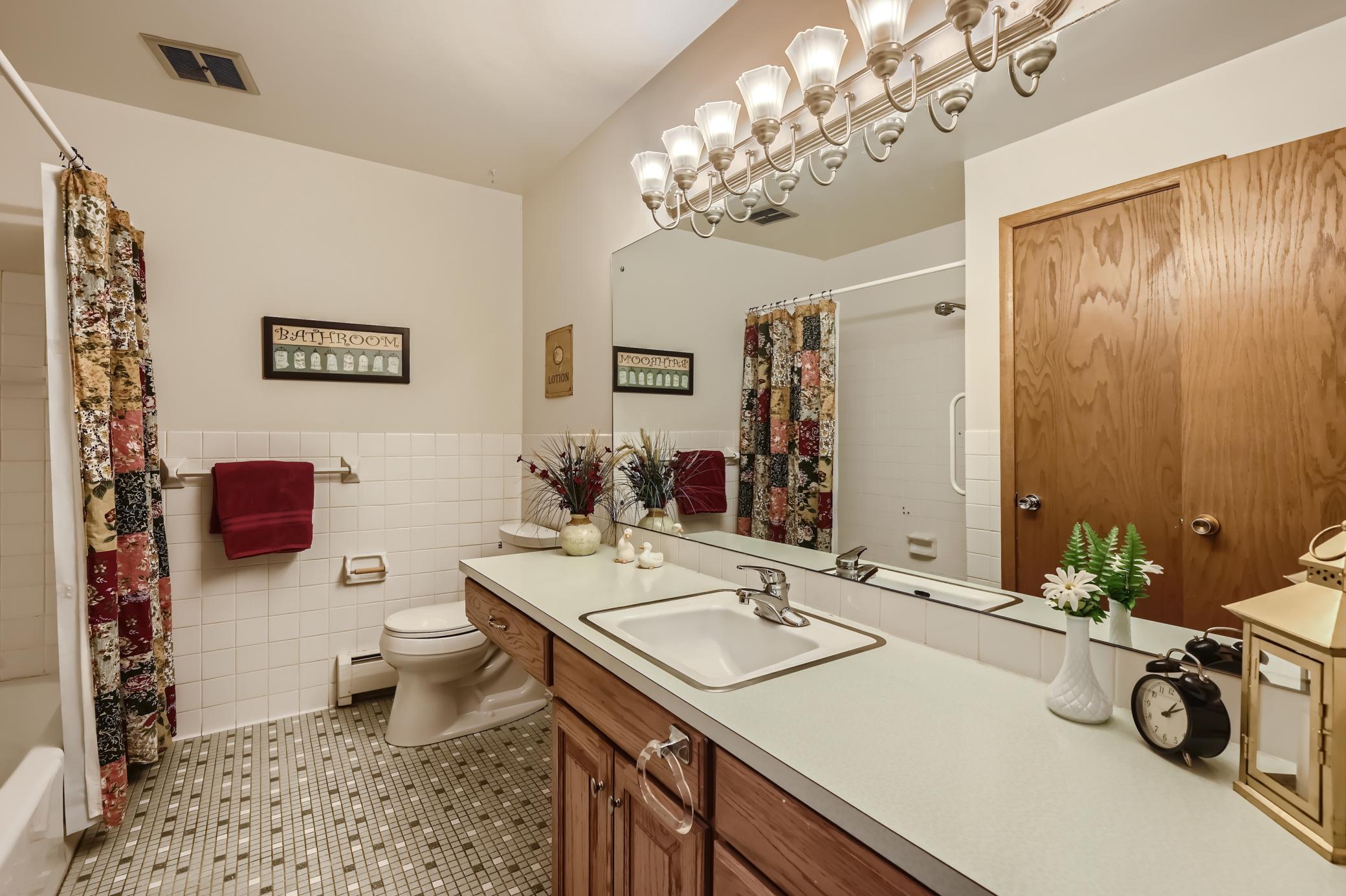 100 Imperial Drive W Unit: 304