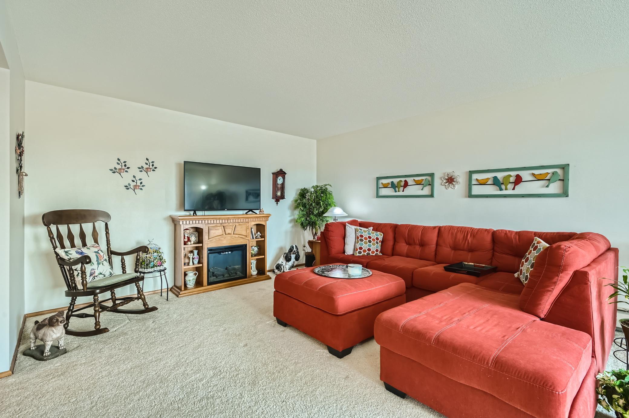 100 Imperial Drive W Unit: 304