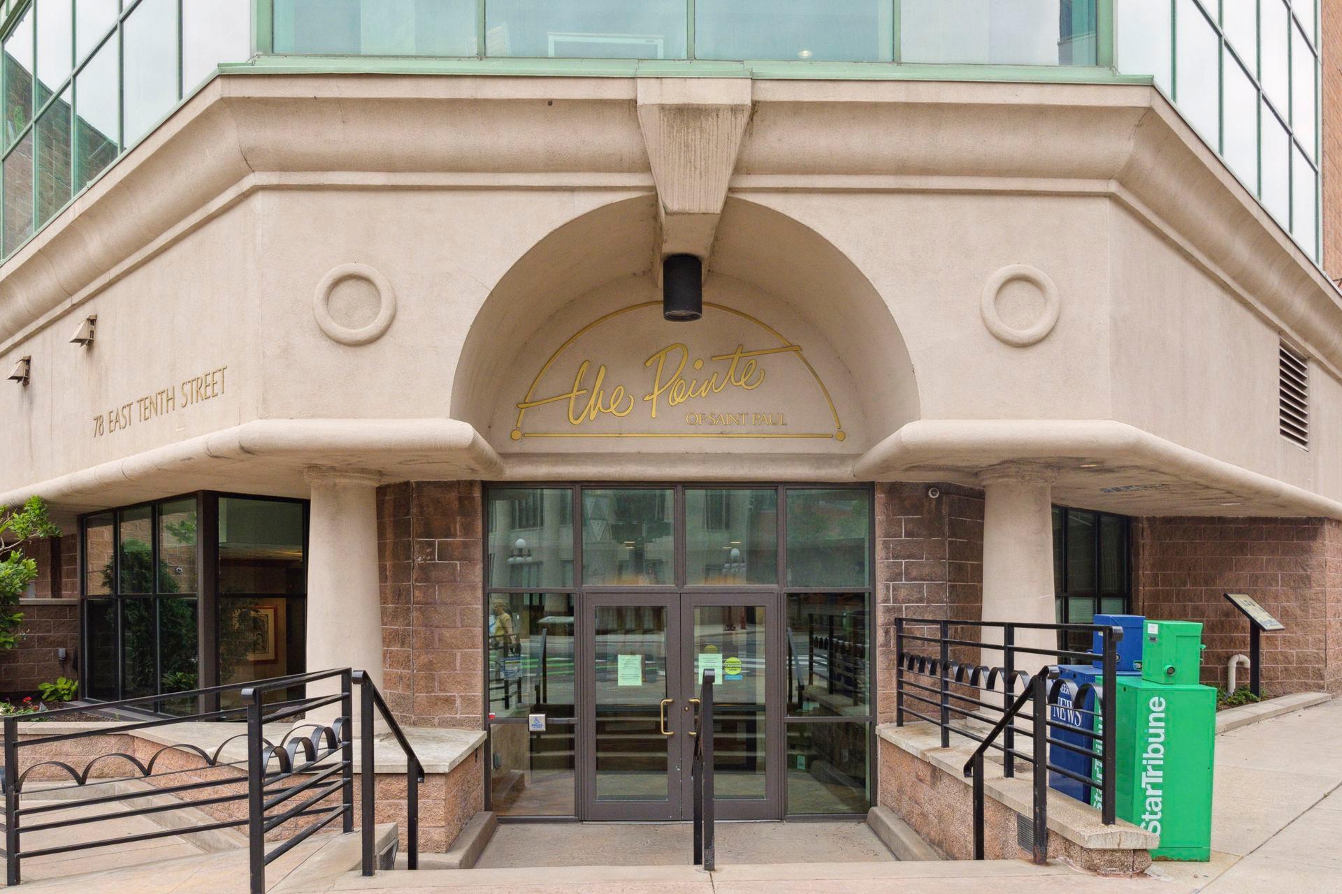 78 10th Street E Unit: 609