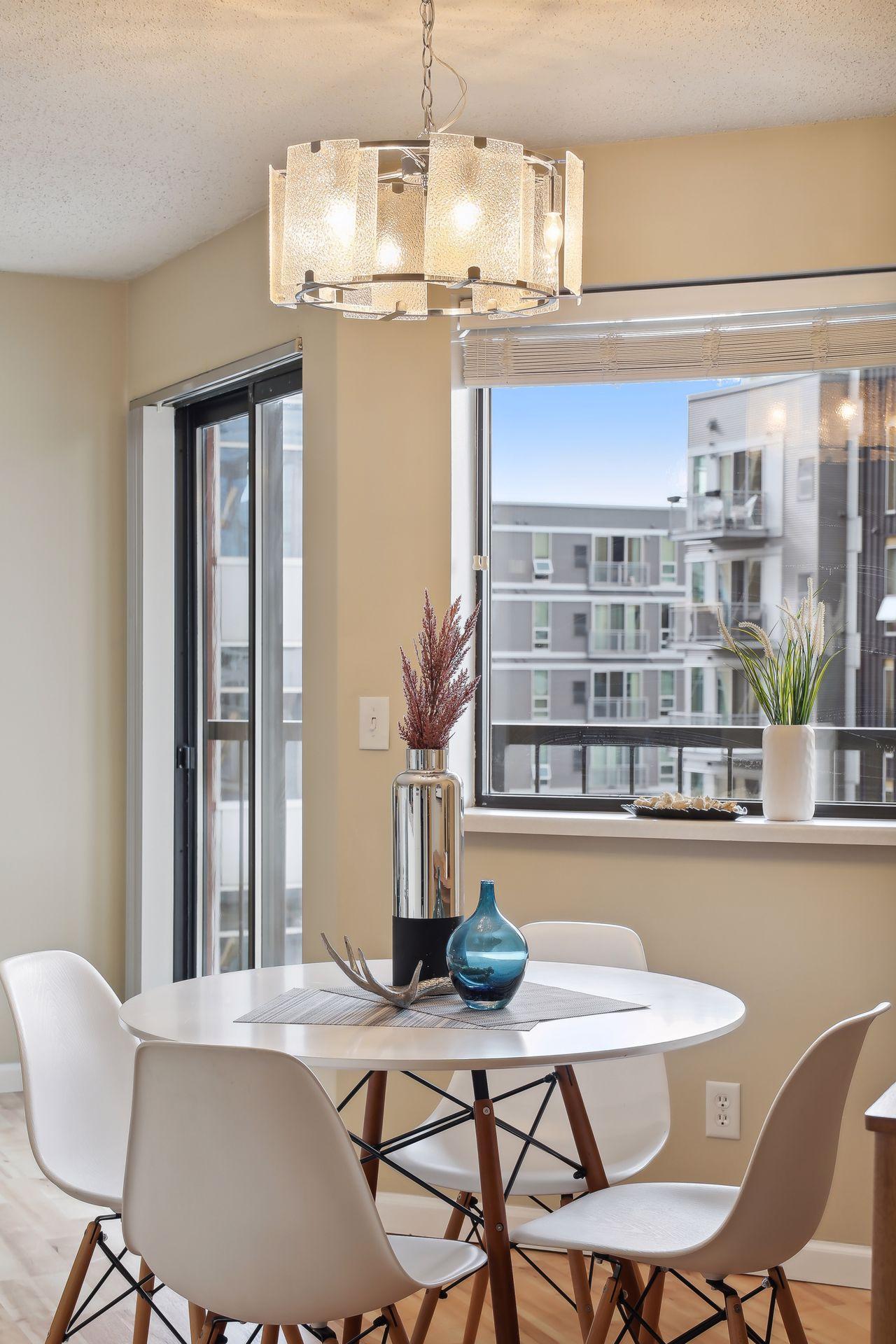 78 10th Street E Unit: 609