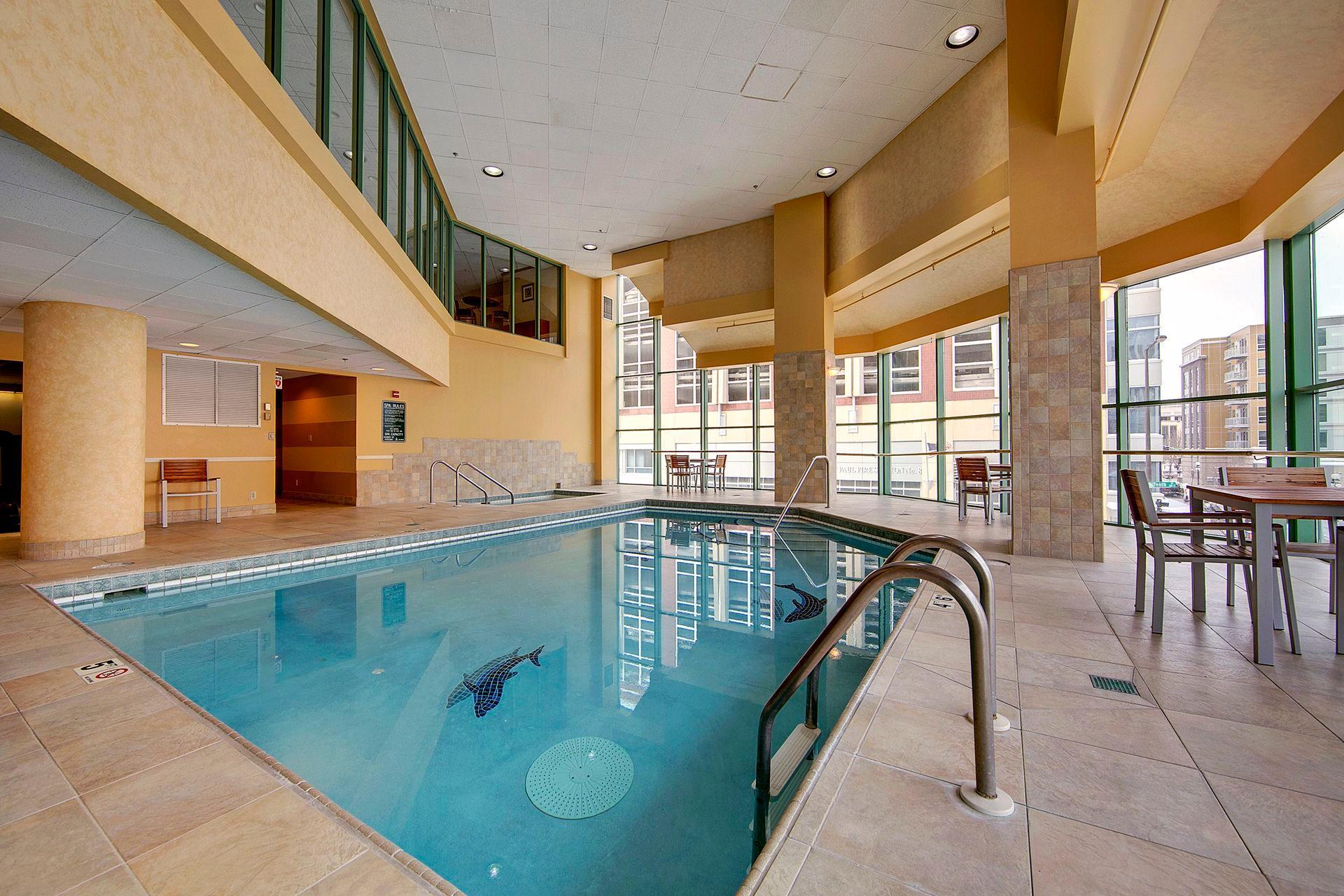 78 10th Street E Unit: 609