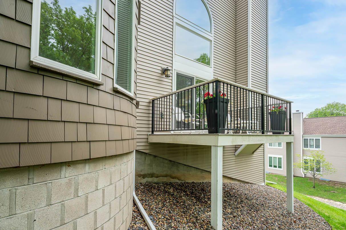 1164 Saint Clair Avenue