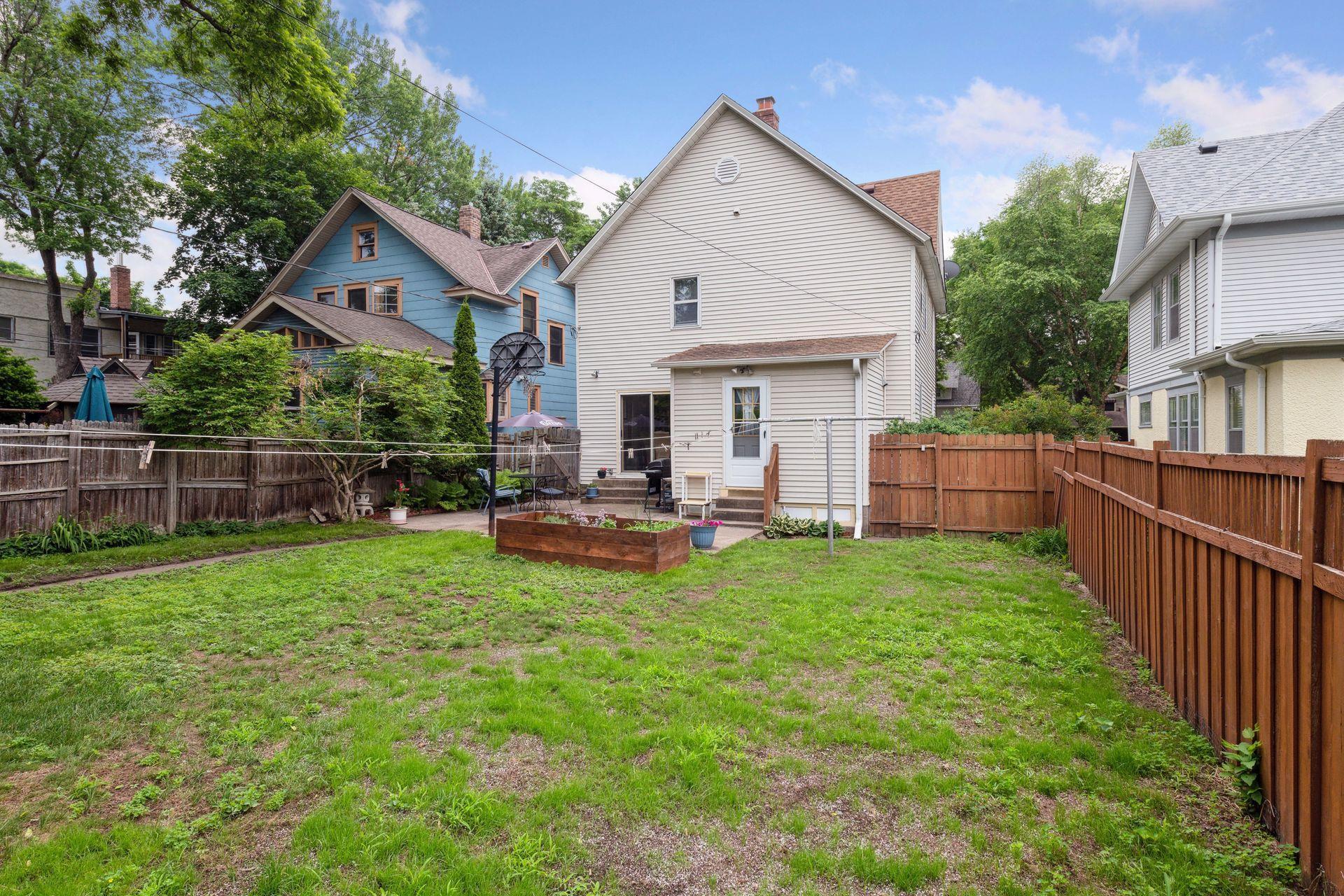1965 Ashland Avenue