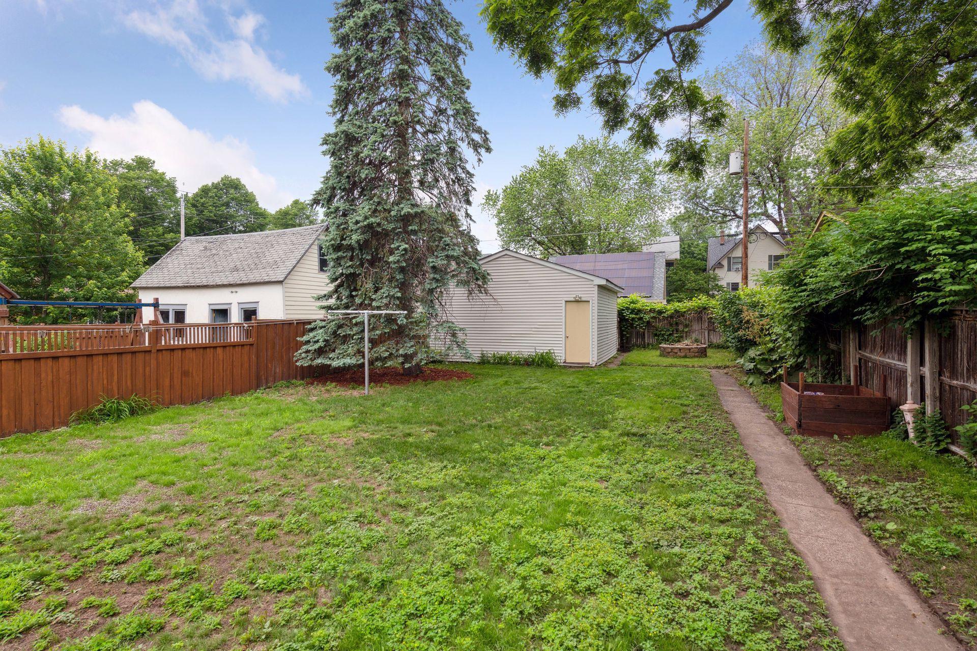 1965 Ashland Avenue