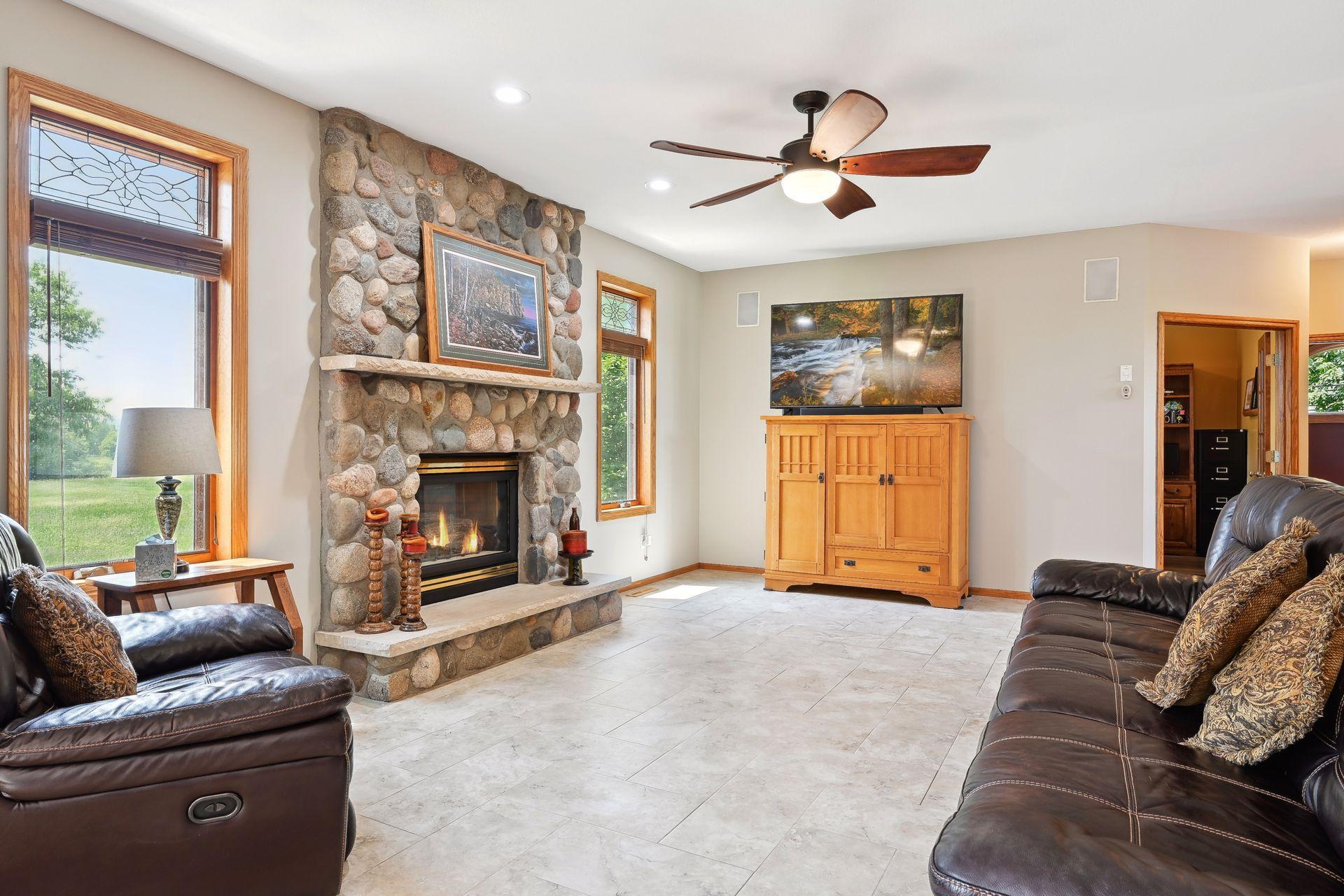 4205 Foxberry Court