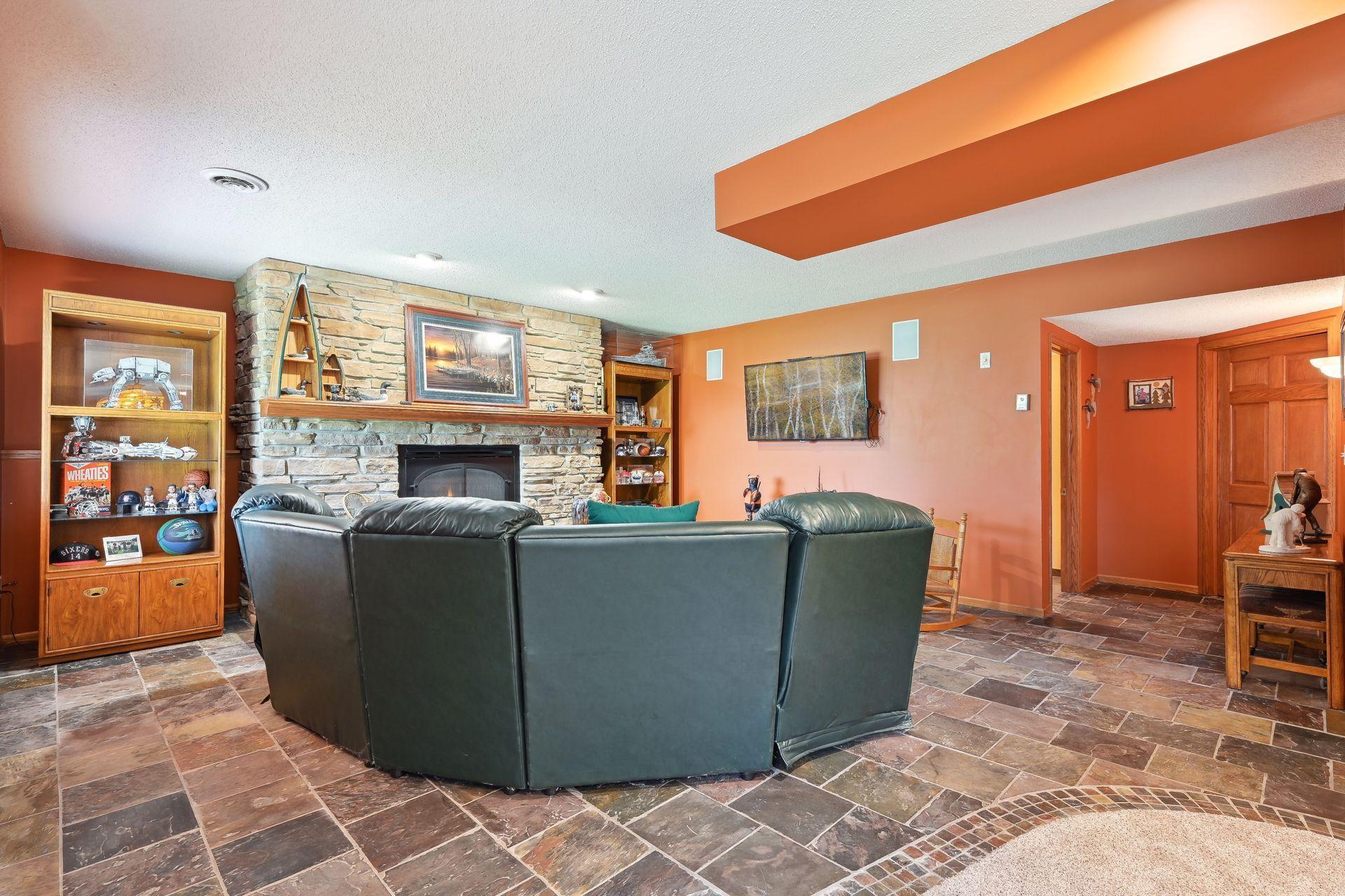 4205 Foxberry Court
