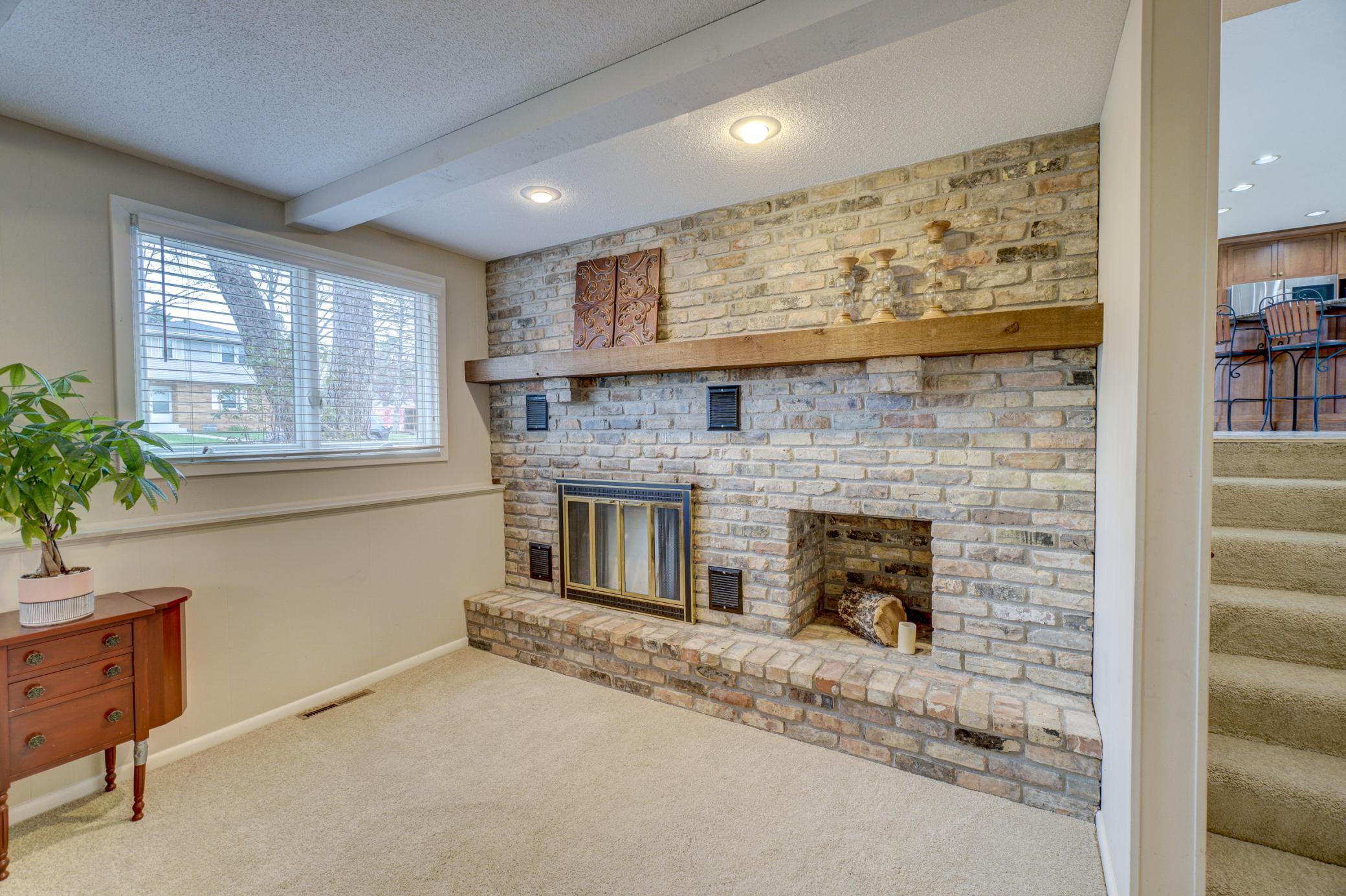 902 Cheri Lane