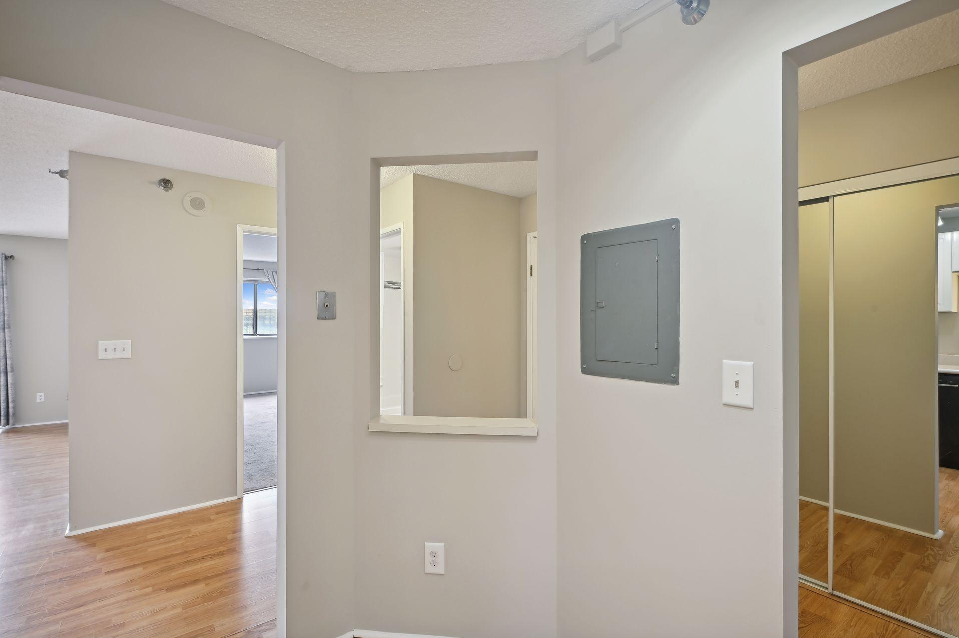 78 10th Street E Unit: 1603