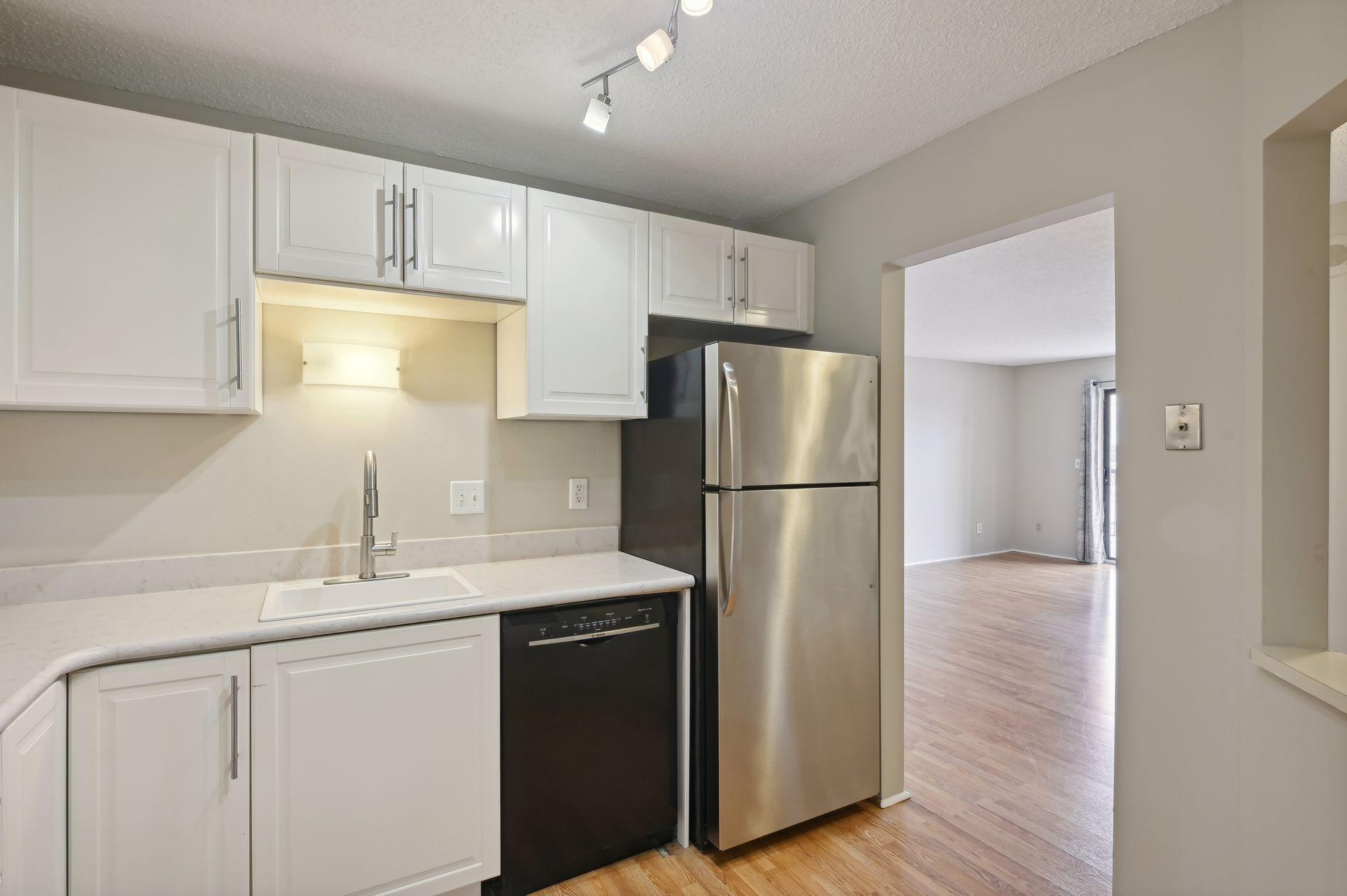 78 10th Street E Unit: 1603