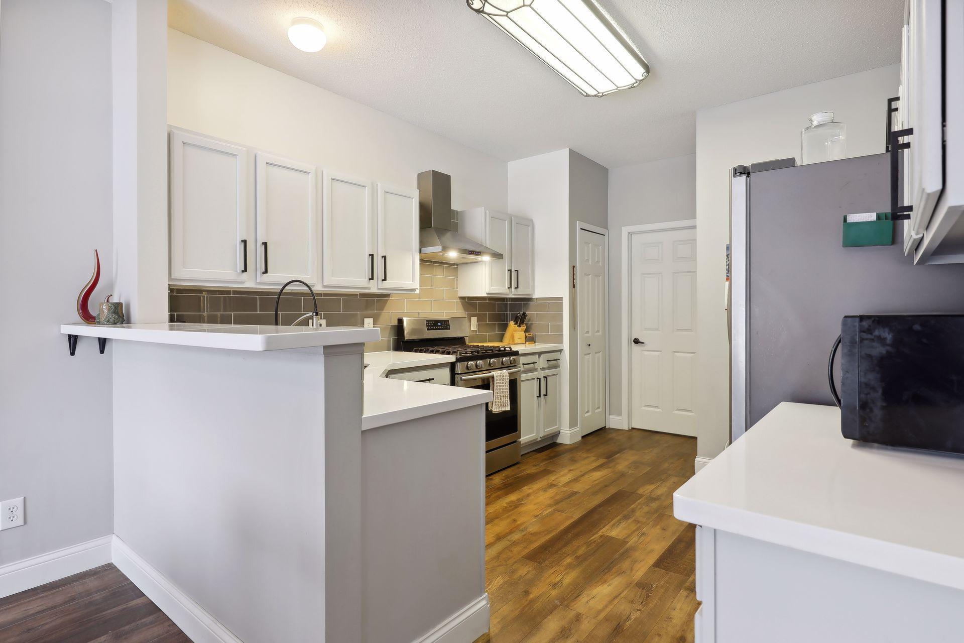 6885 Folkestone Road Unit: 713