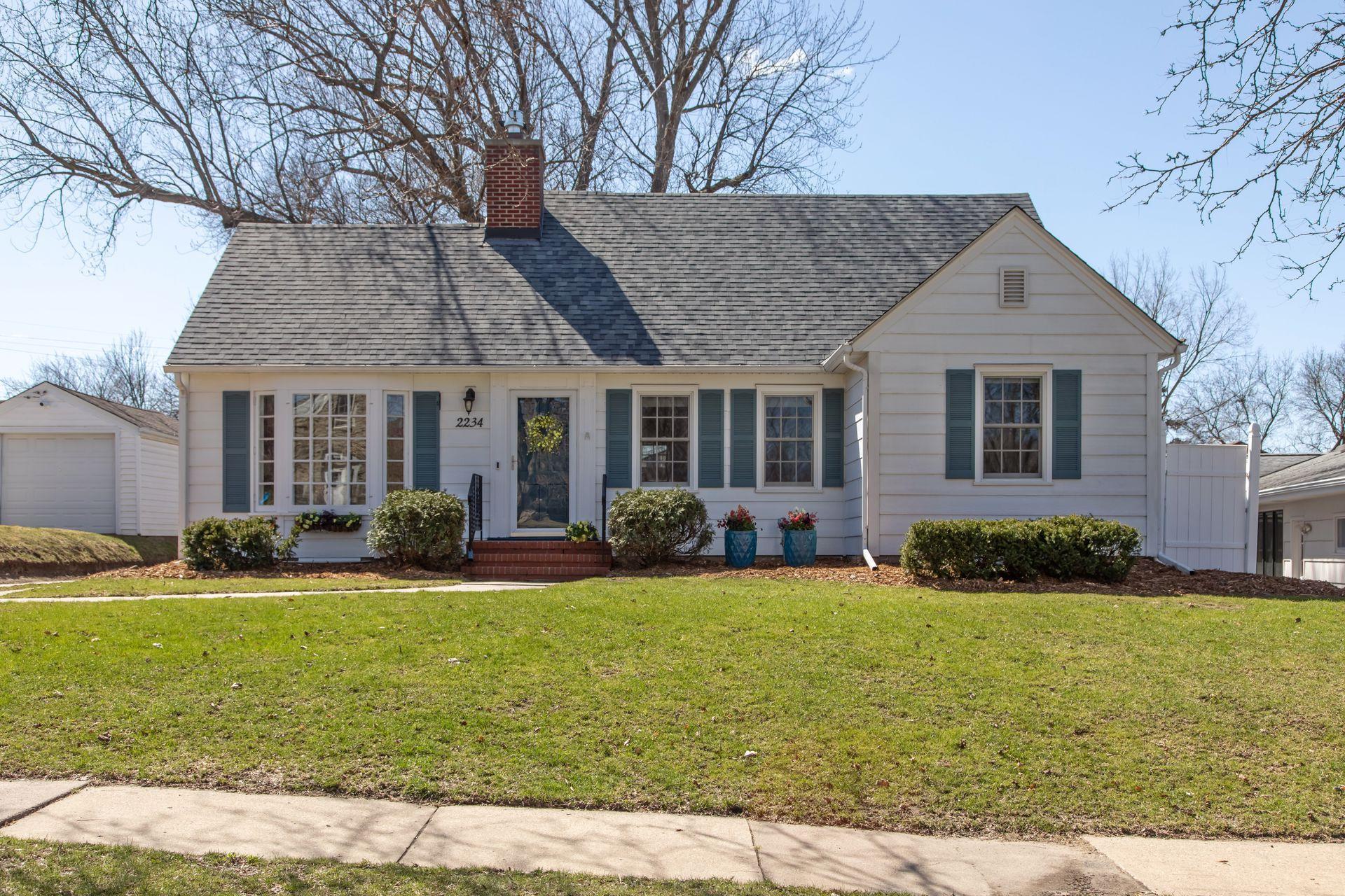 2234 Eleanor Avenue