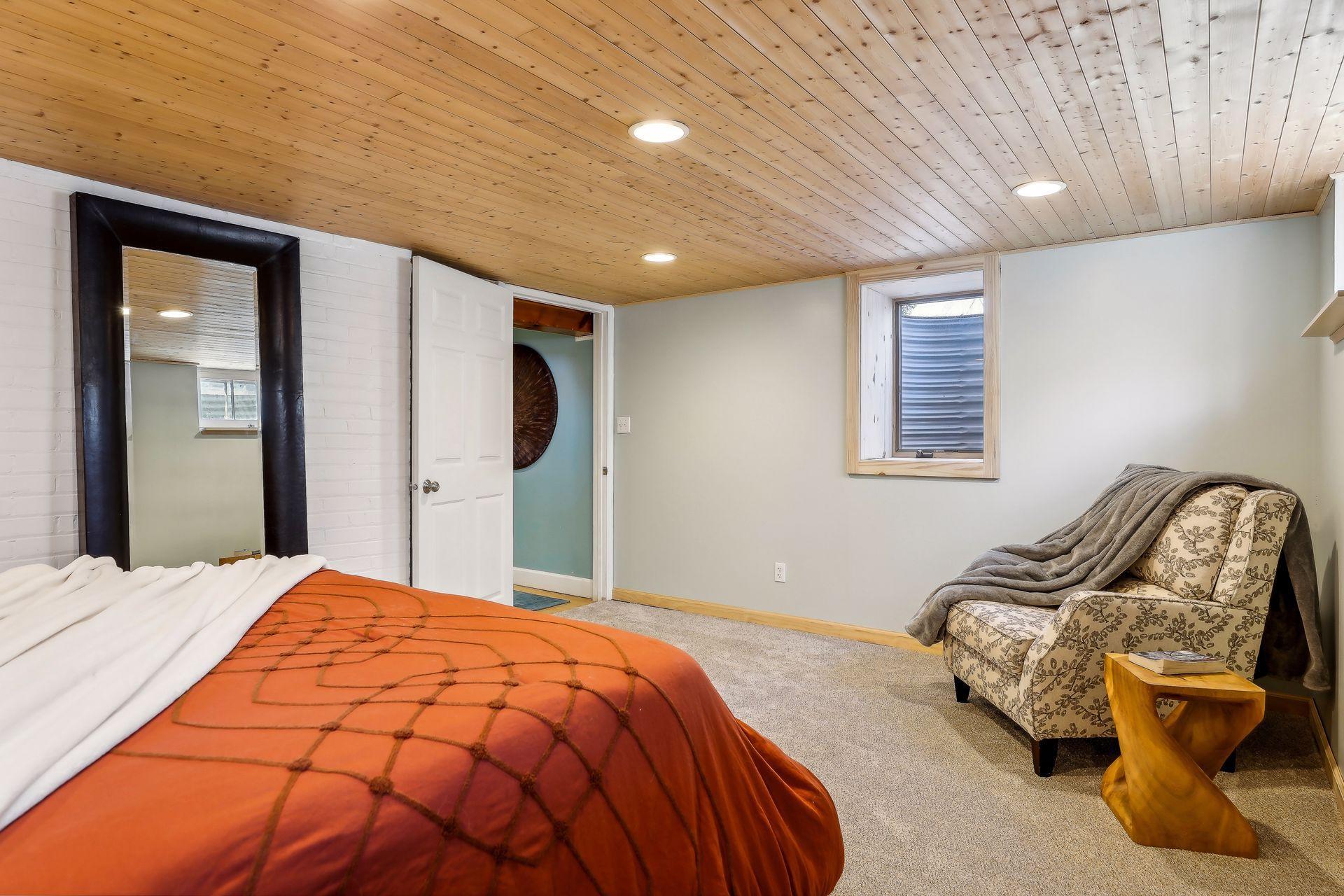 2234 Eleanor Avenue