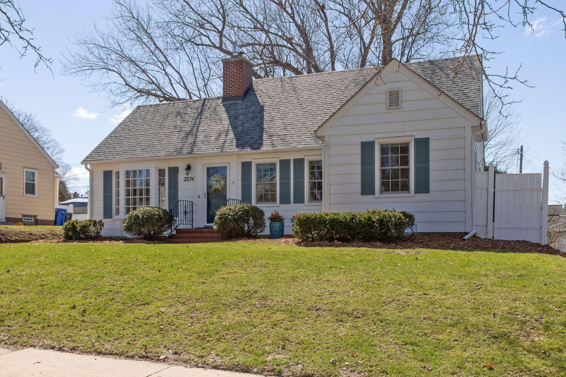2234 Eleanor Avenue