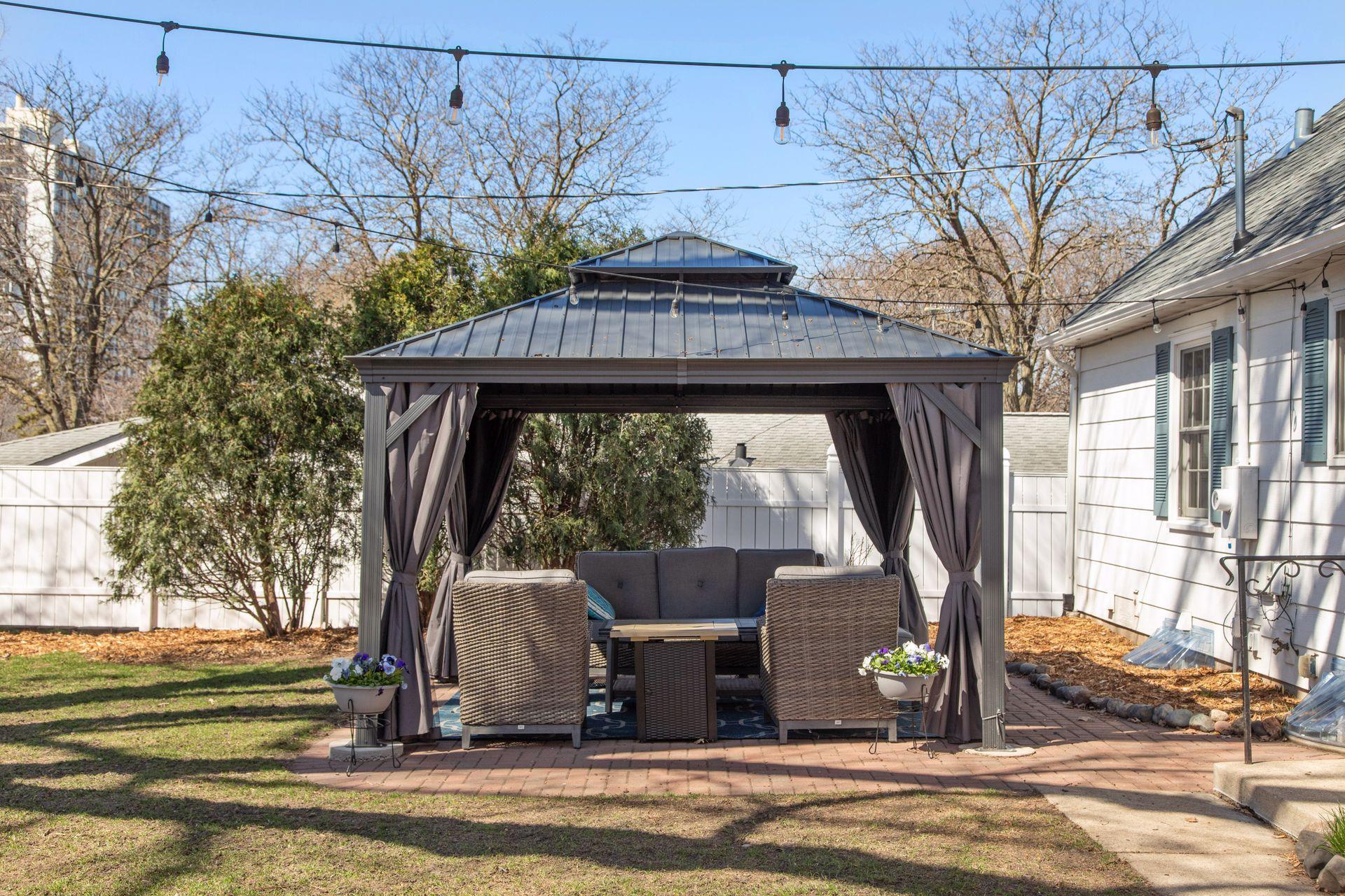 2234 Eleanor Avenue