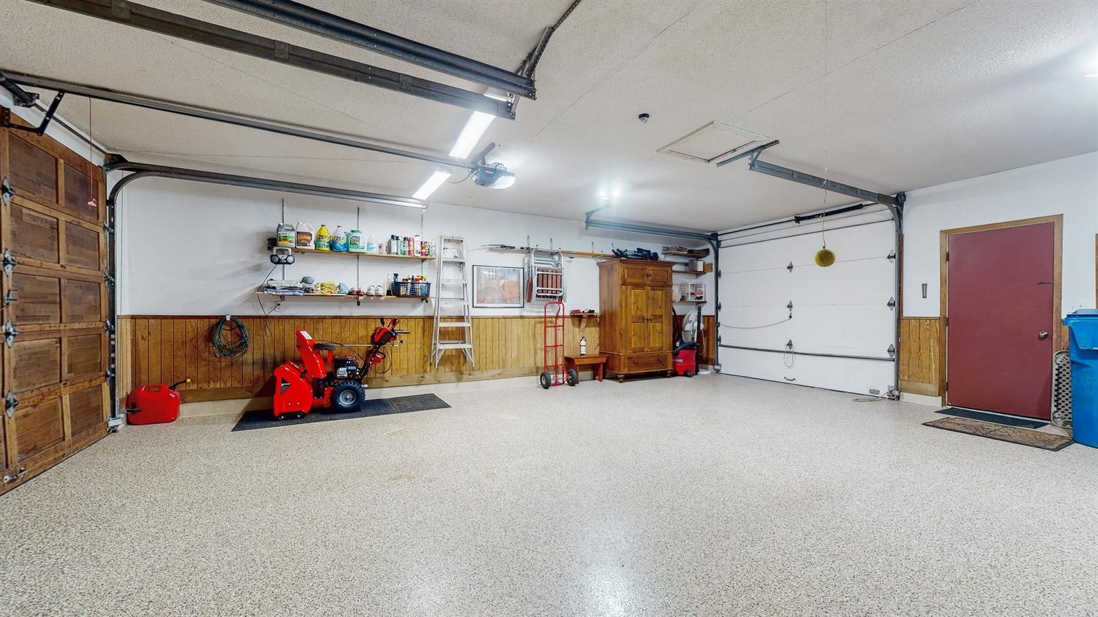 235 W Kraft Road