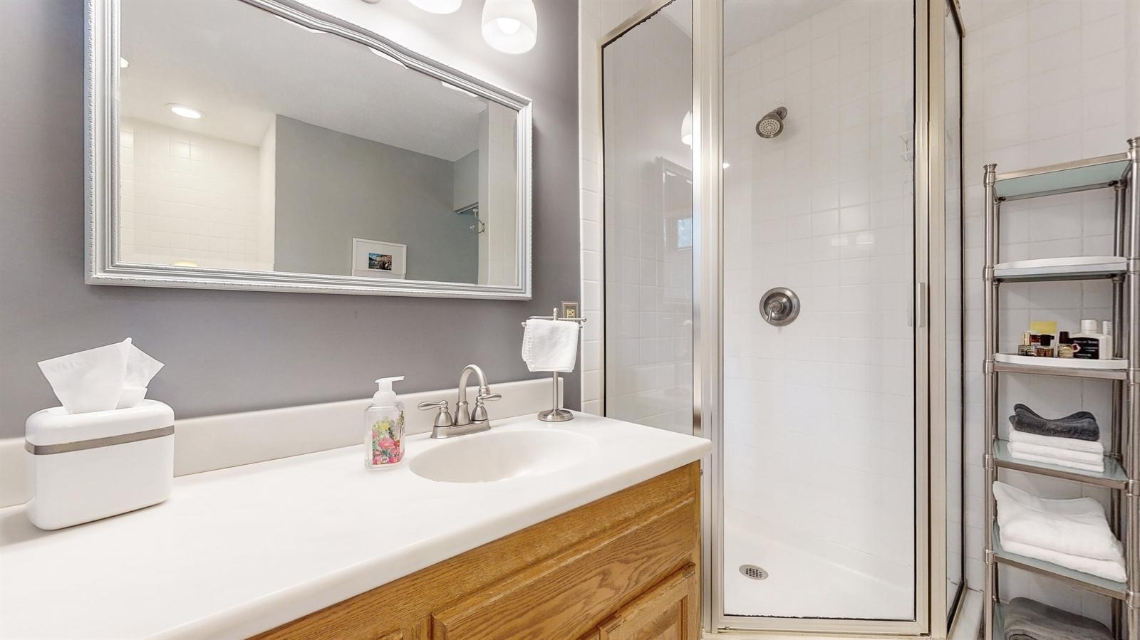 235 W Kraft Road