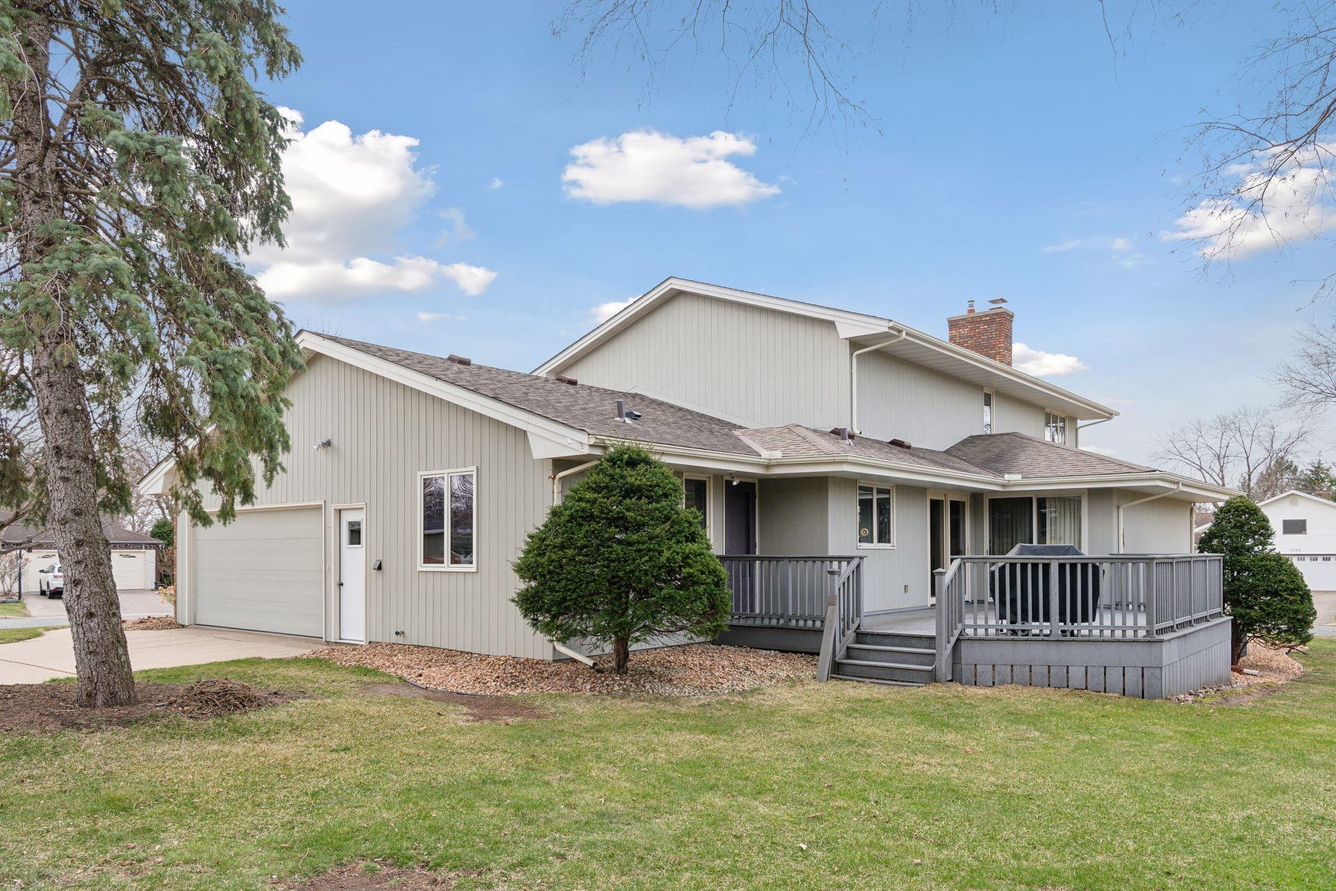 721 Stanwich Lane