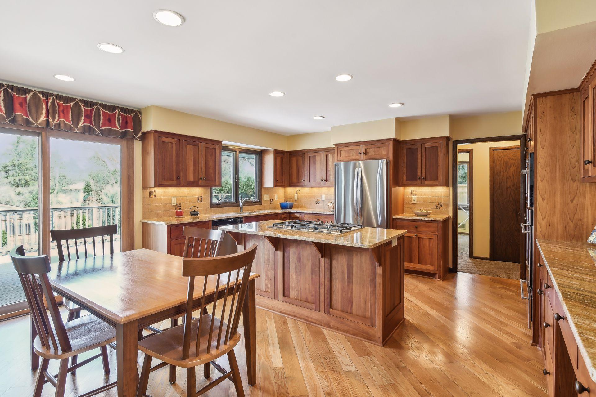 721 Stanwich Lane