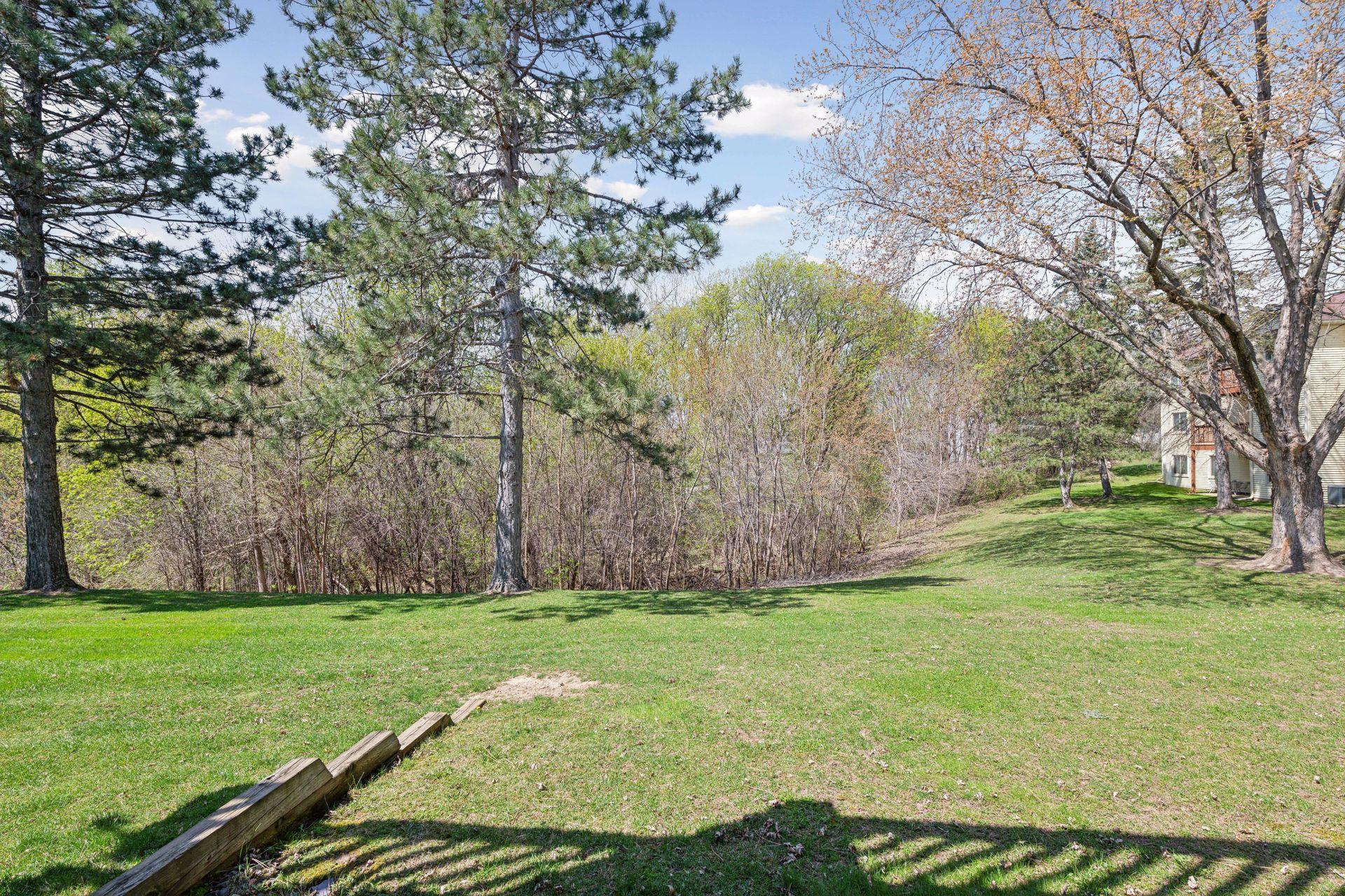 1899 Fox Ridge Drive Unit: B