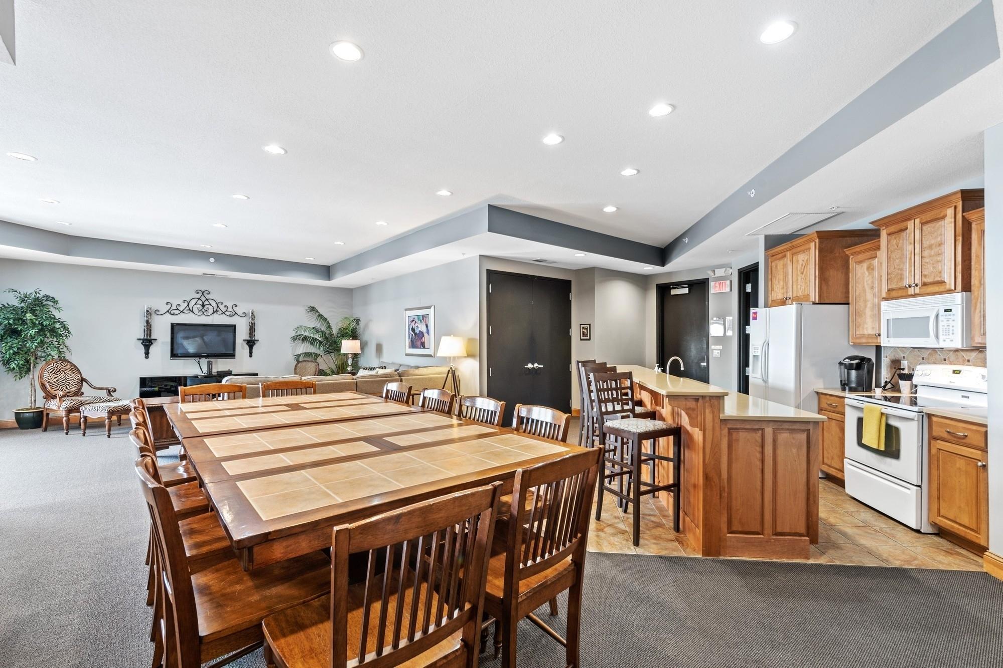 150 E Travelers Trail Unit: 310
