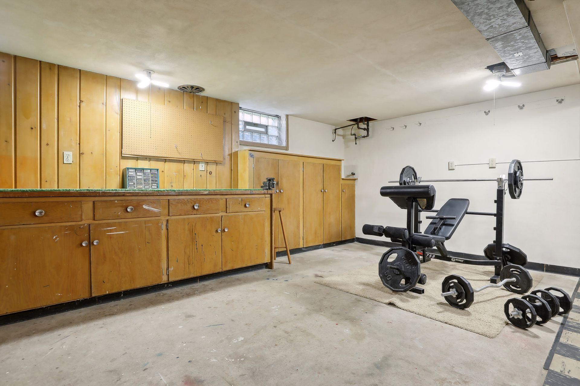 1706 Edgewater Boulevard