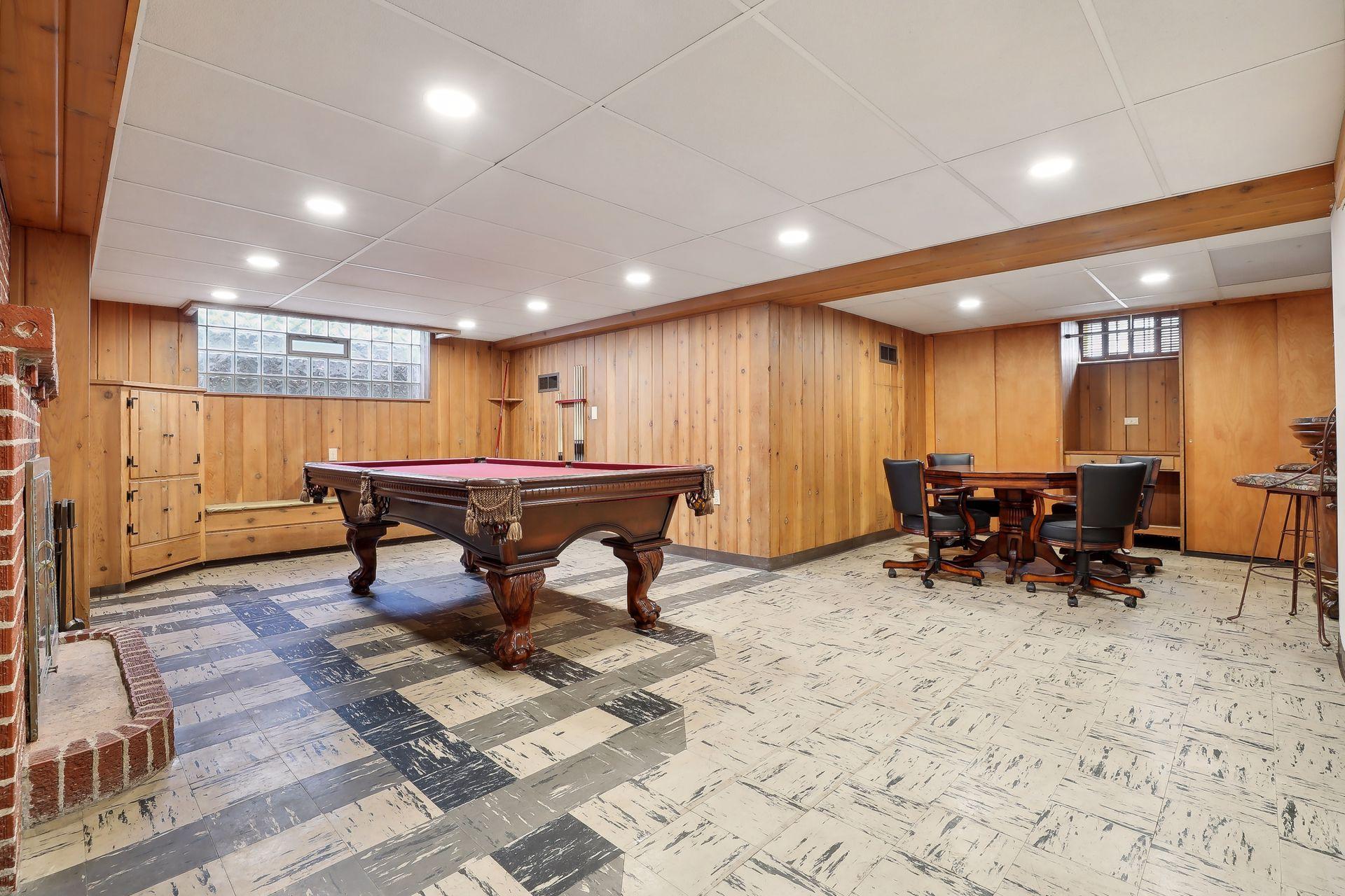 1706 Edgewater Boulevard