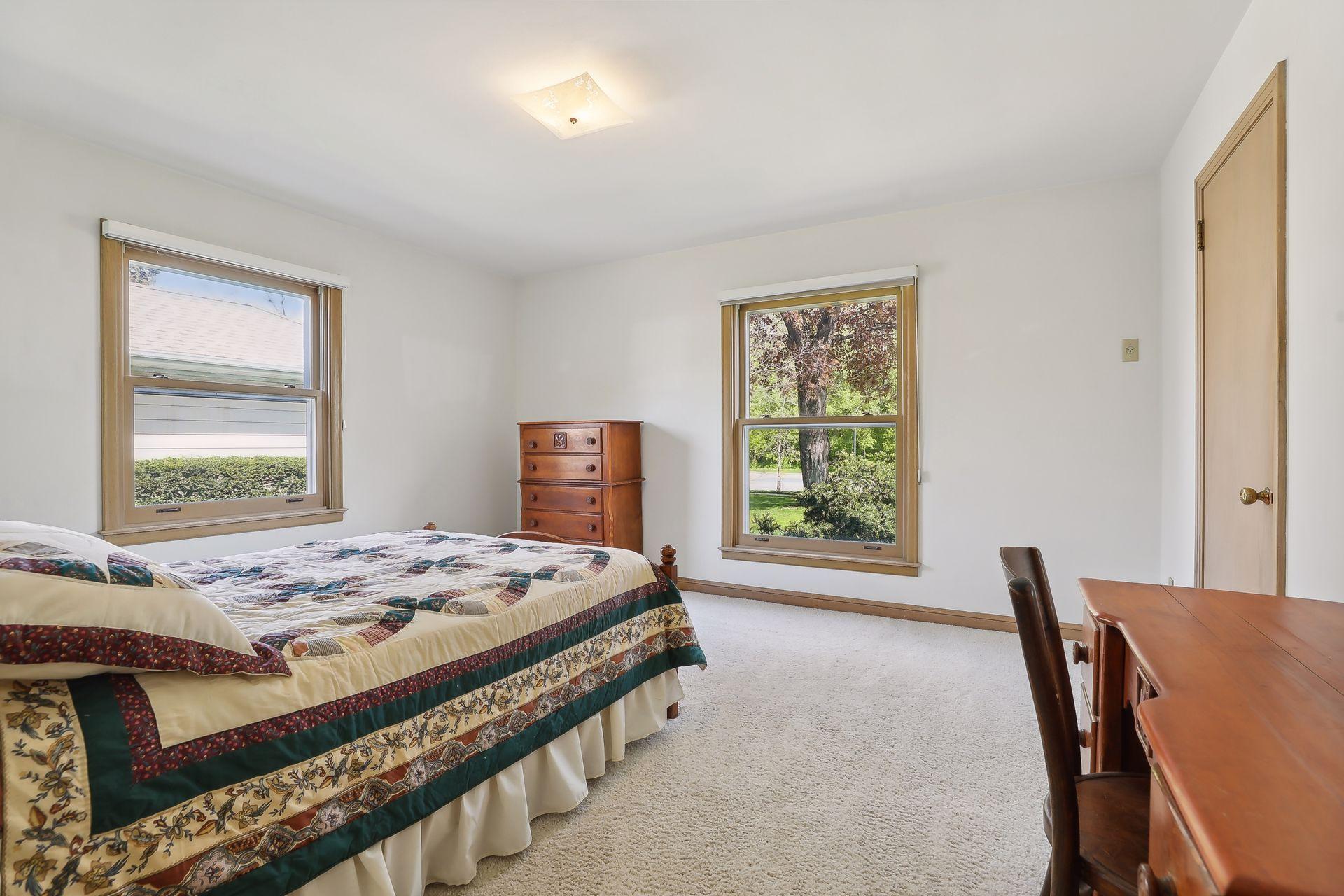 1706 Edgewater Boulevard