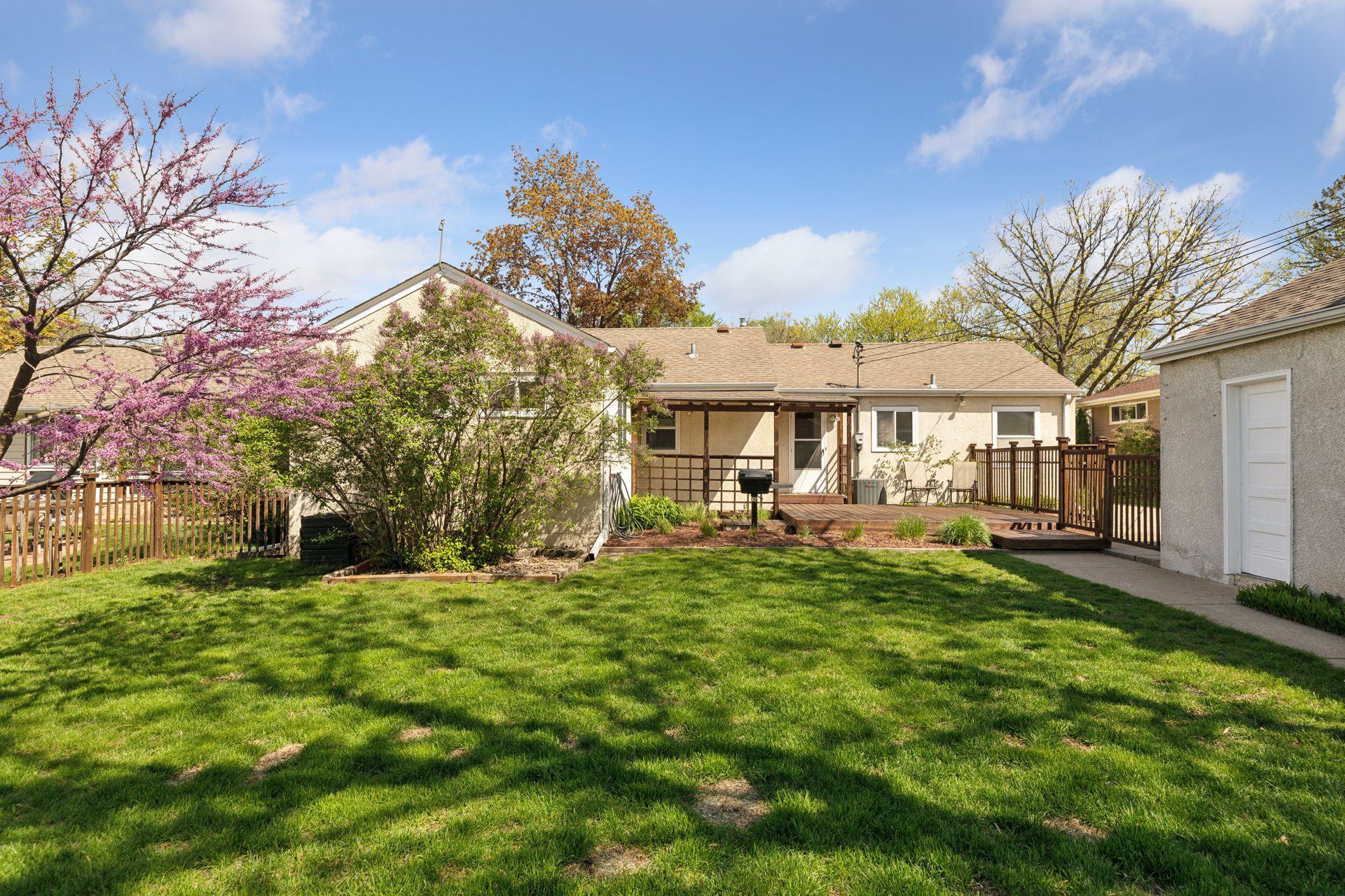 1706 Edgewater Boulevard
