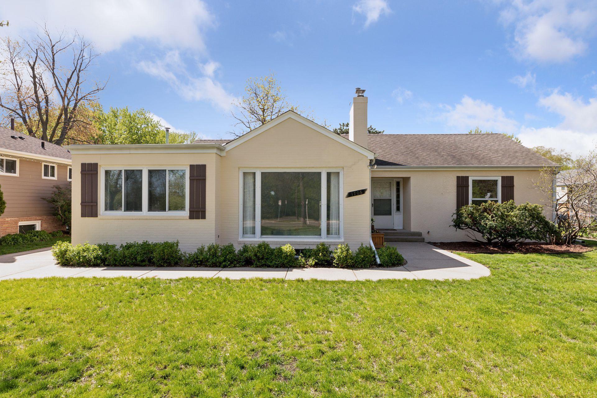 1706 Edgewater Boulevard