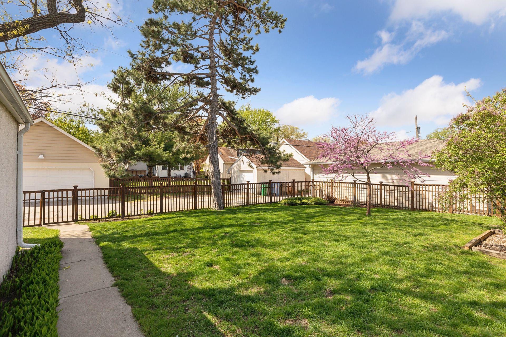 1706 Edgewater Boulevard
