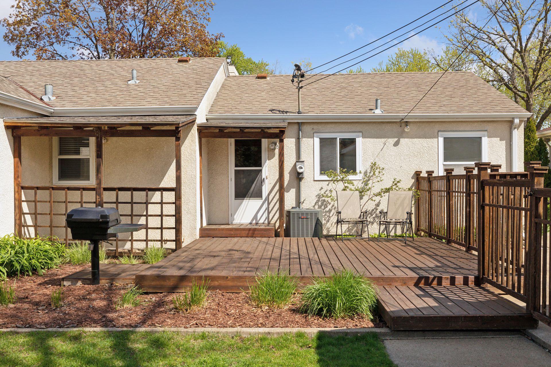 1706 Edgewater Boulevard