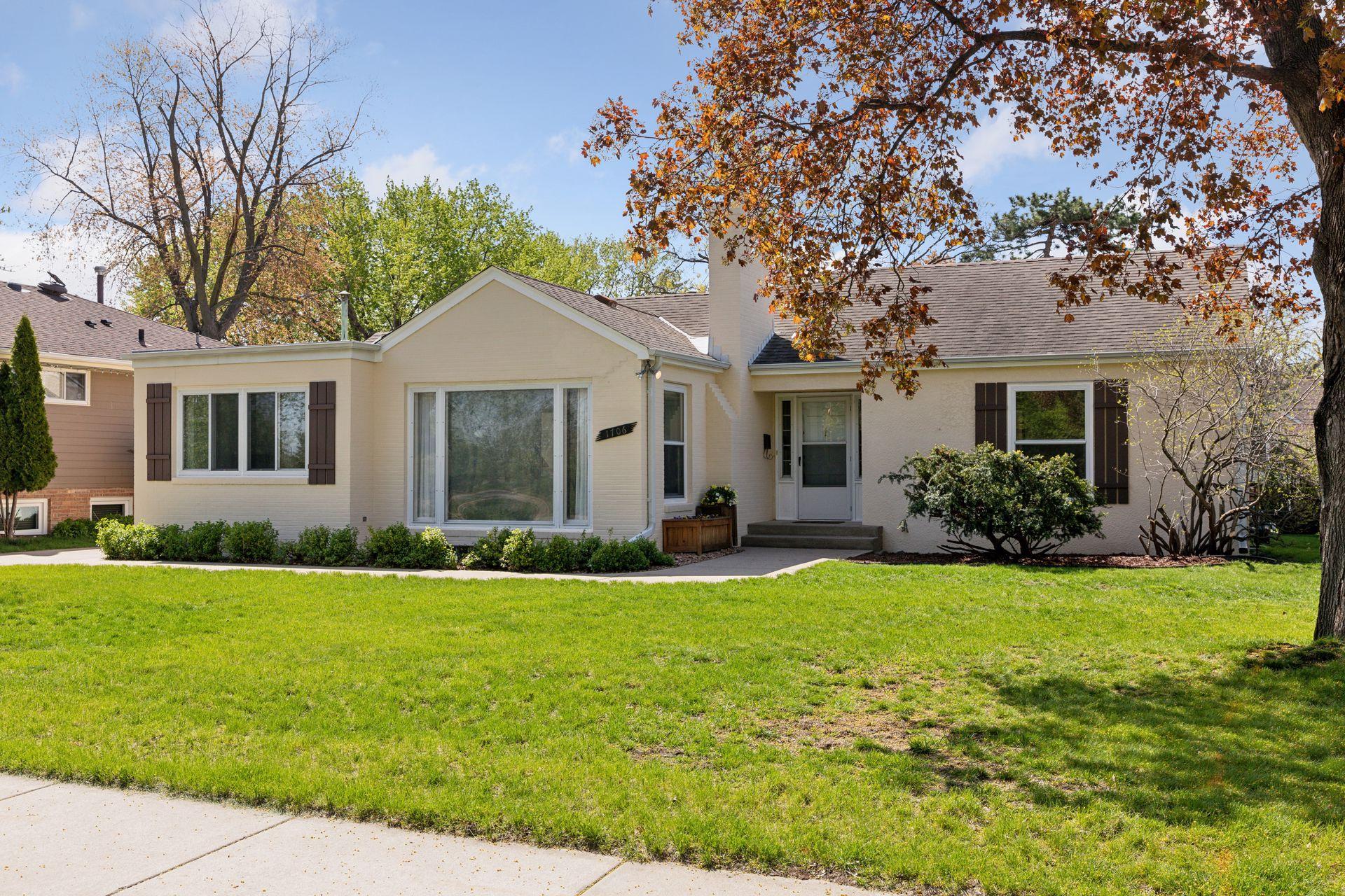 1706 Edgewater Boulevard