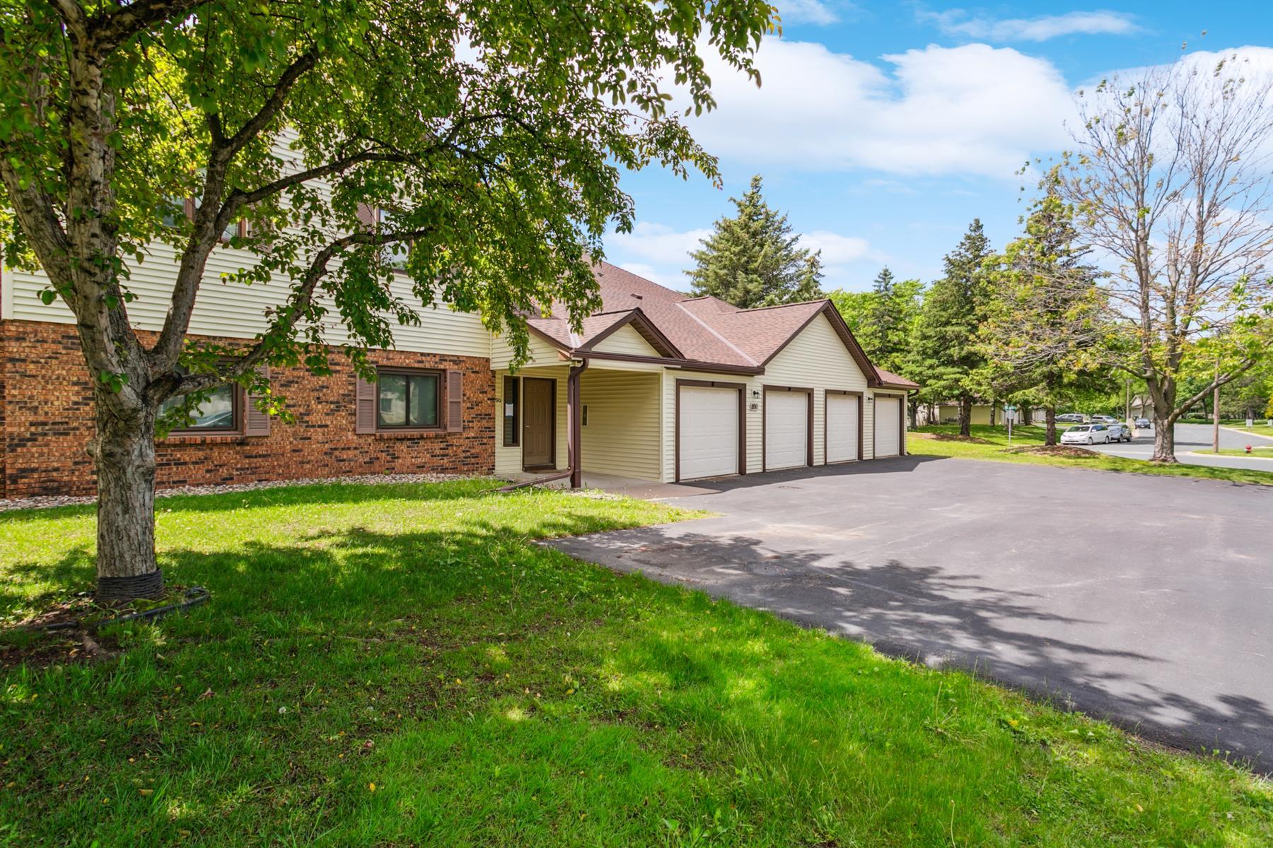 1890 Fox Ridge Drive Unit: A