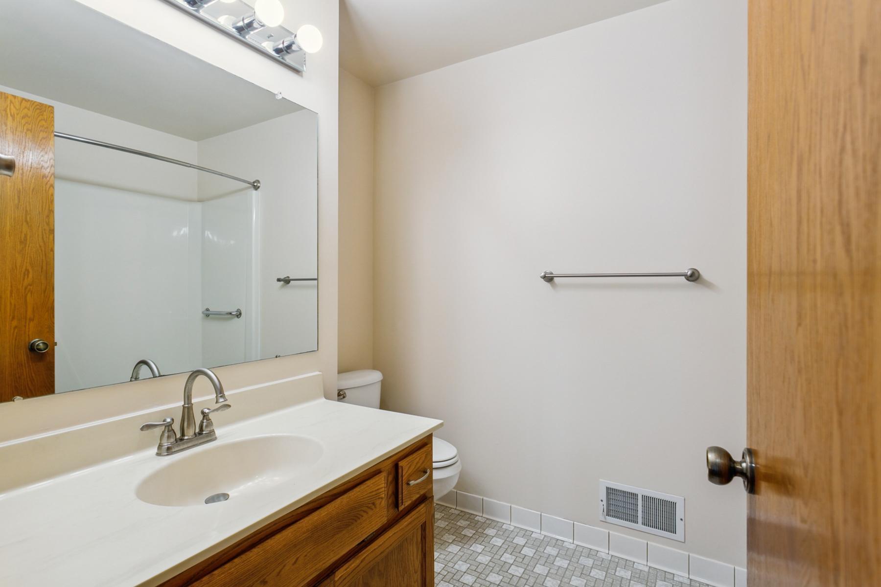 1890 Fox Ridge Drive Unit: A