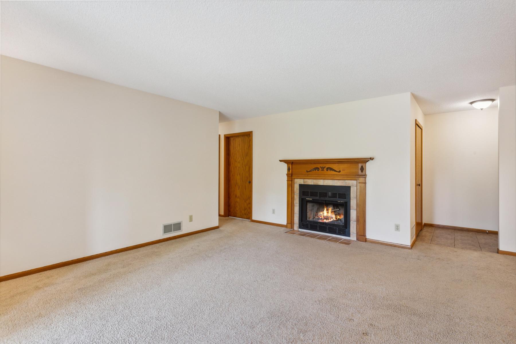 1890 Fox Ridge Drive Unit: A