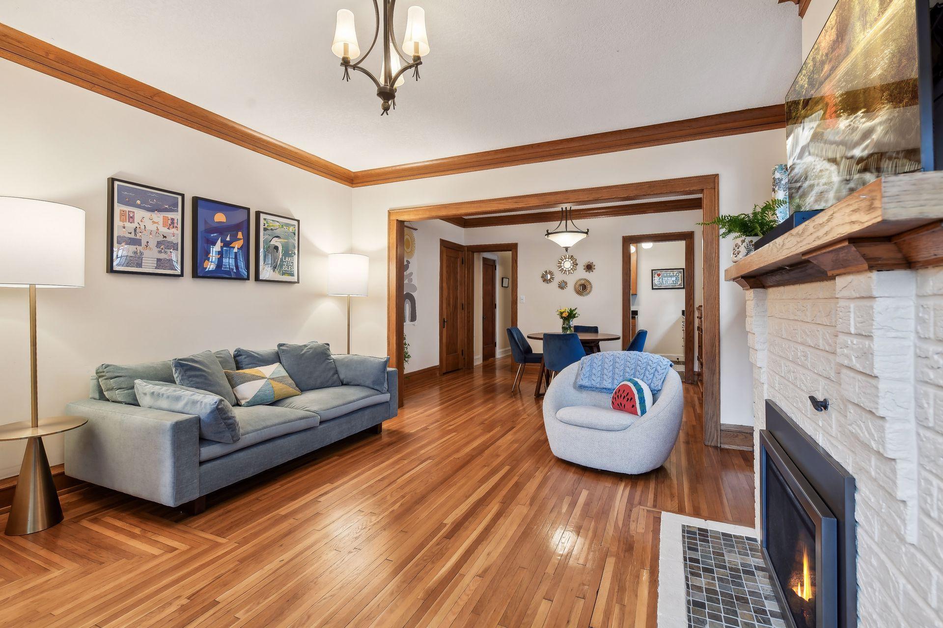 3612 Colfax Avenue S Unit: 102