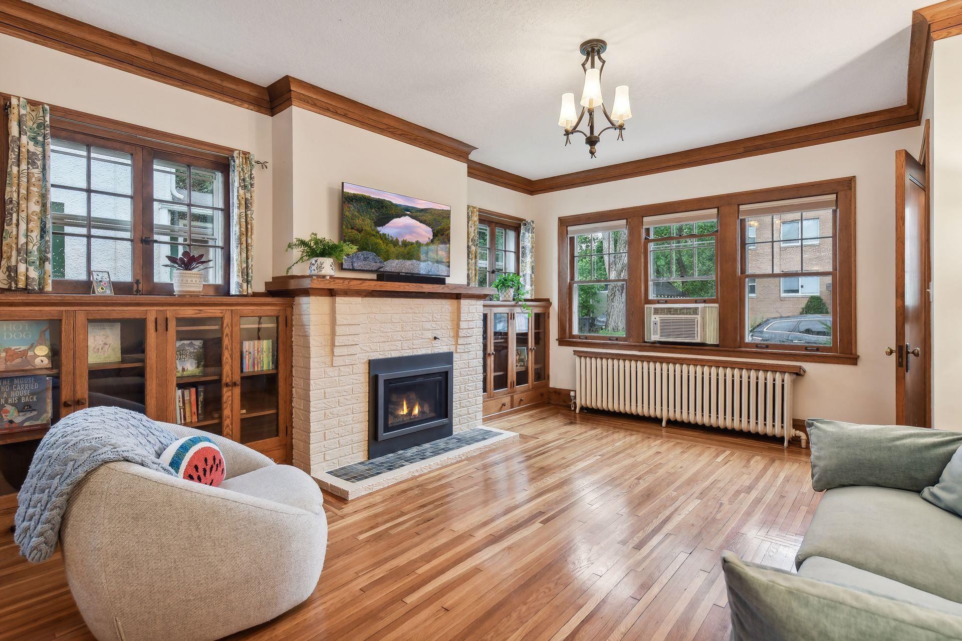 3612 Colfax Avenue S Unit: 102