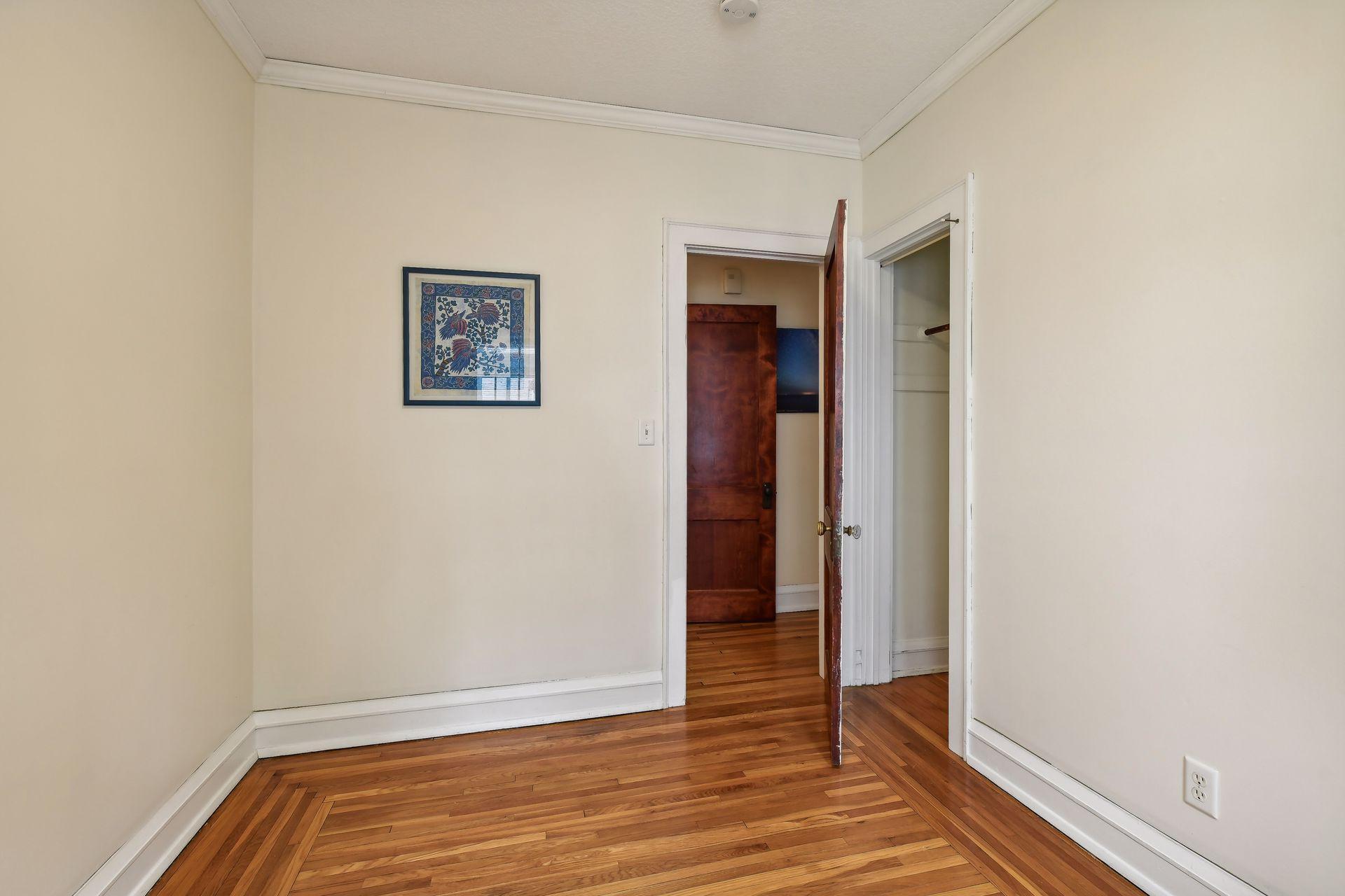 3612 Colfax Avenue S Unit: 102