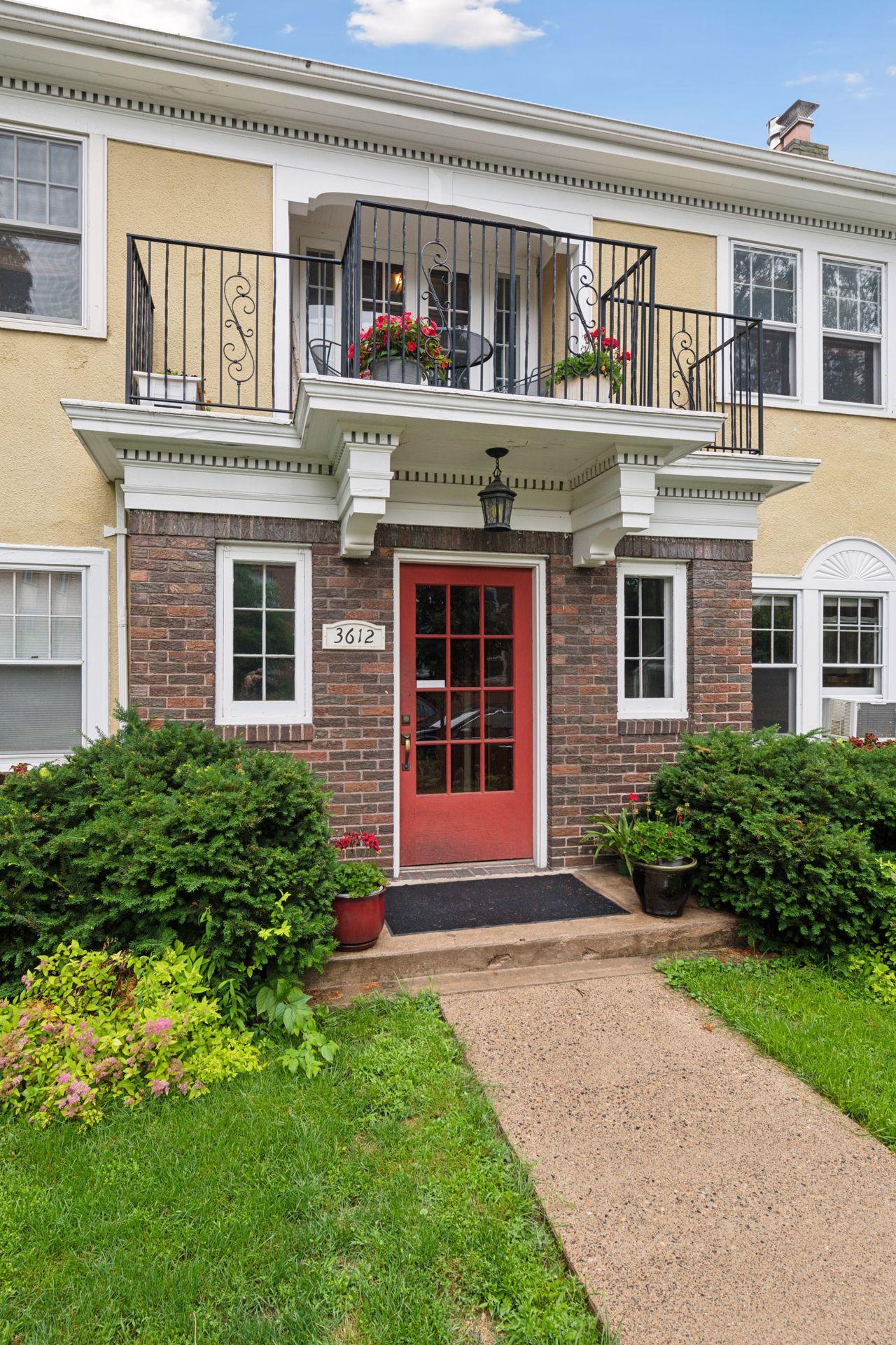 3612 Colfax Avenue S Unit: 102