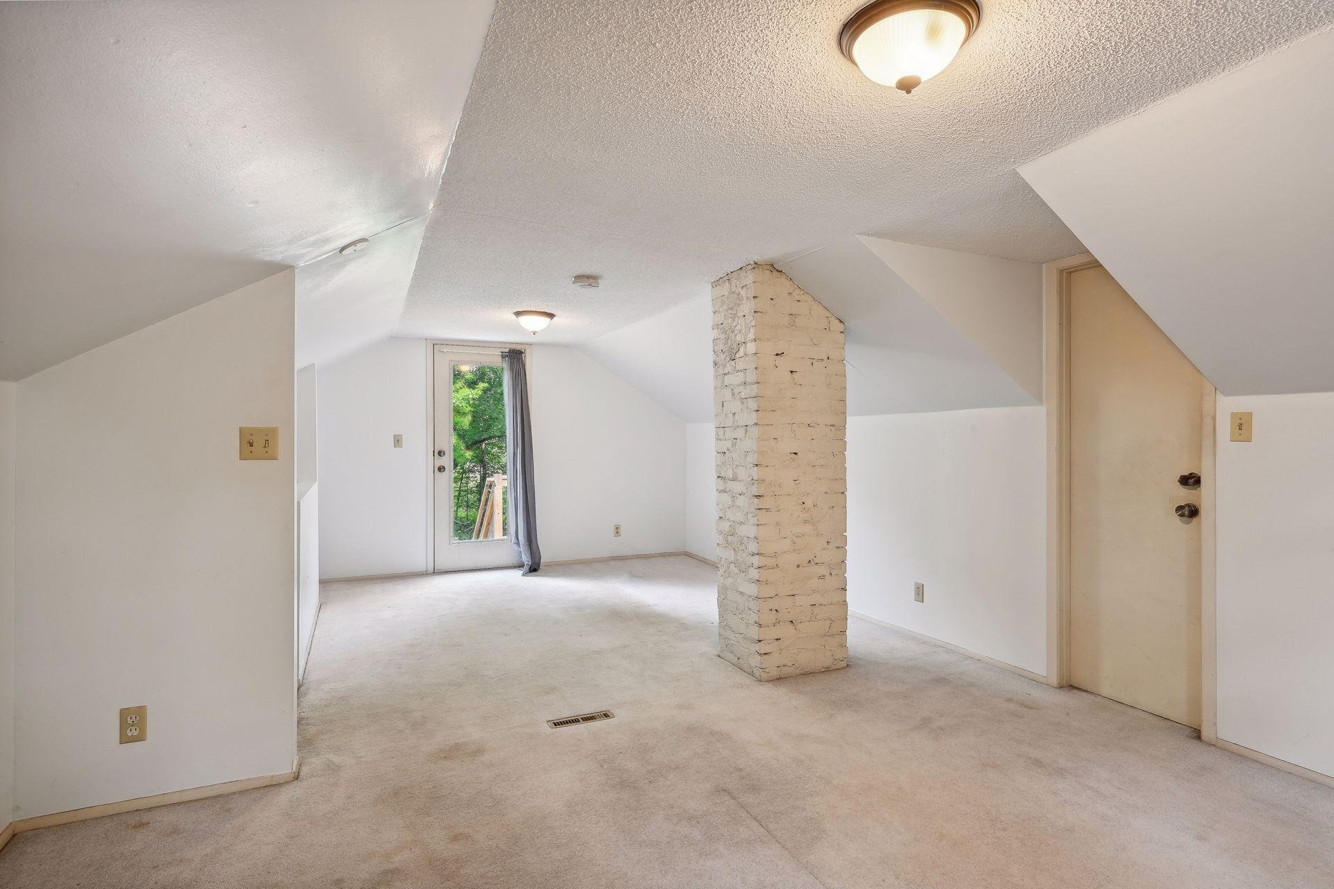 17738 Highway 65 NE