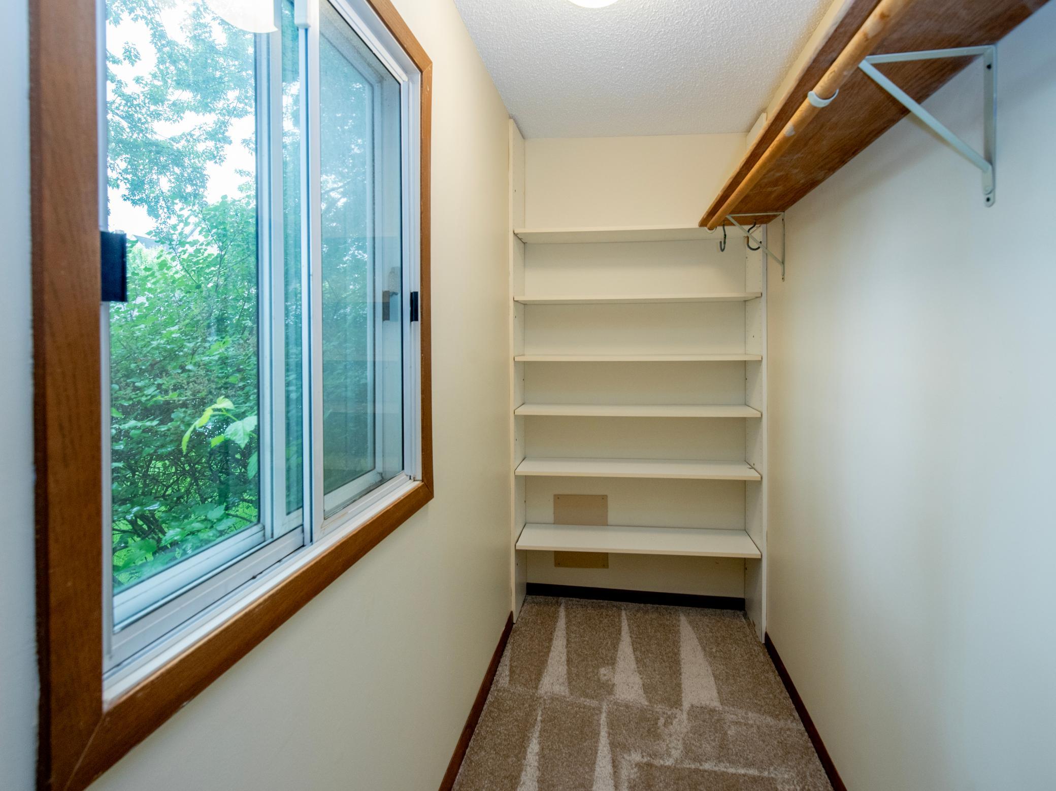 2284 Benson Avenue Unit: H