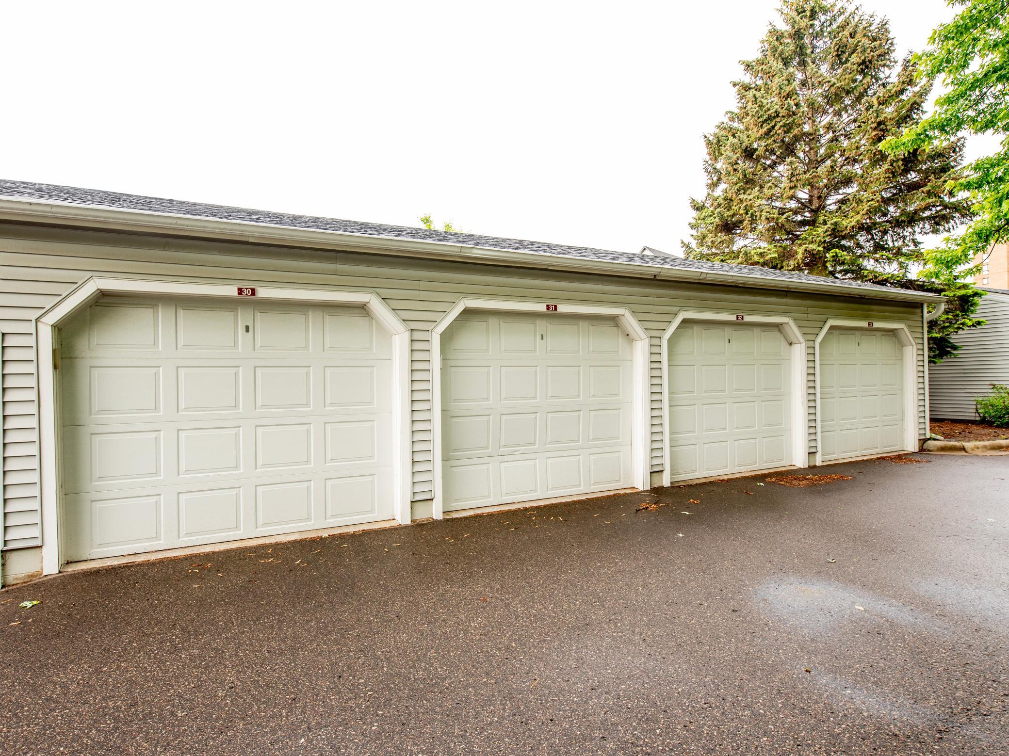 2284 Benson Avenue Unit: H