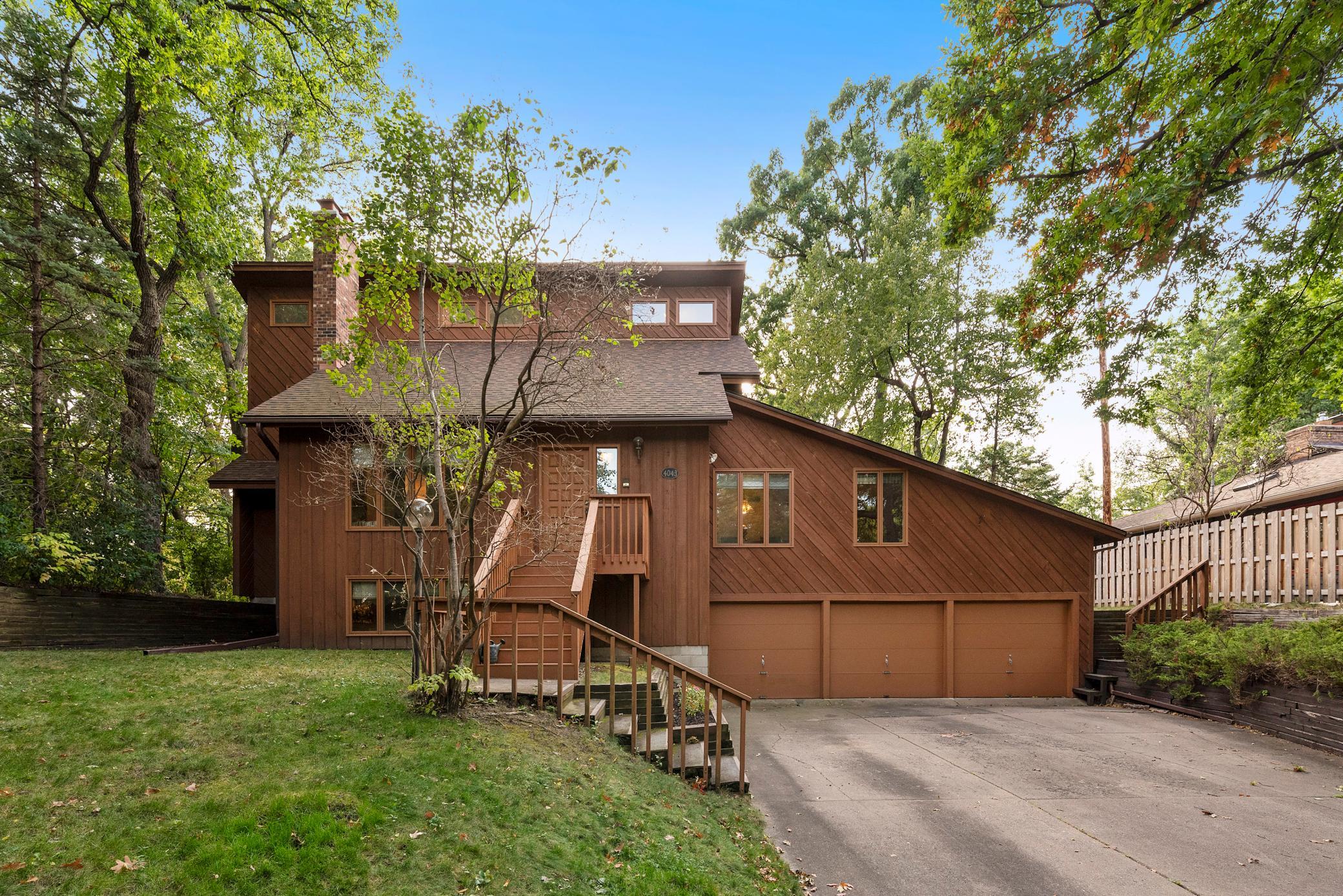 4043 Valentine Court