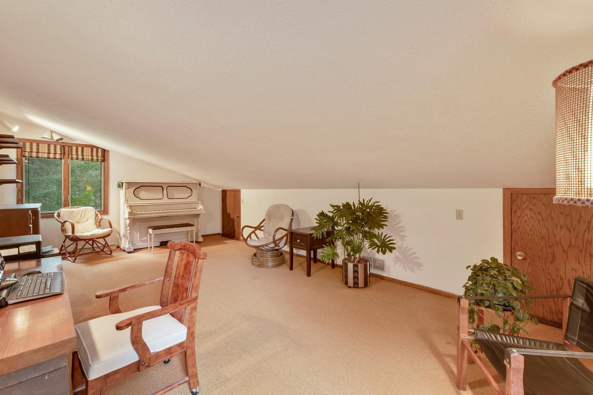 4043 Valentine Court