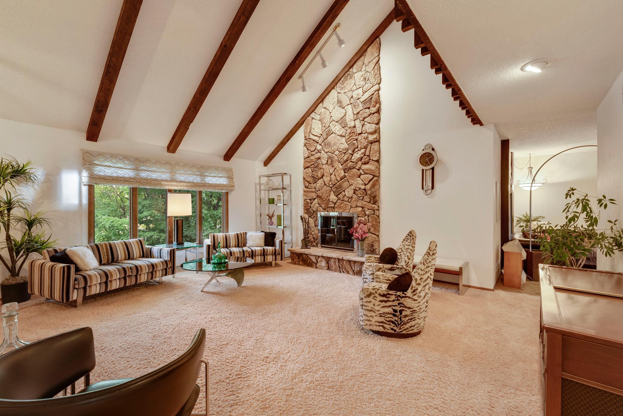 4043 Valentine Court